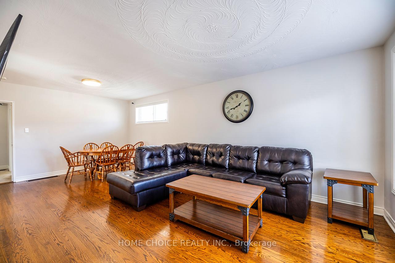 Photo 10 of 1010 Centre Street N, Whitby, Williamsburg — HOMEH