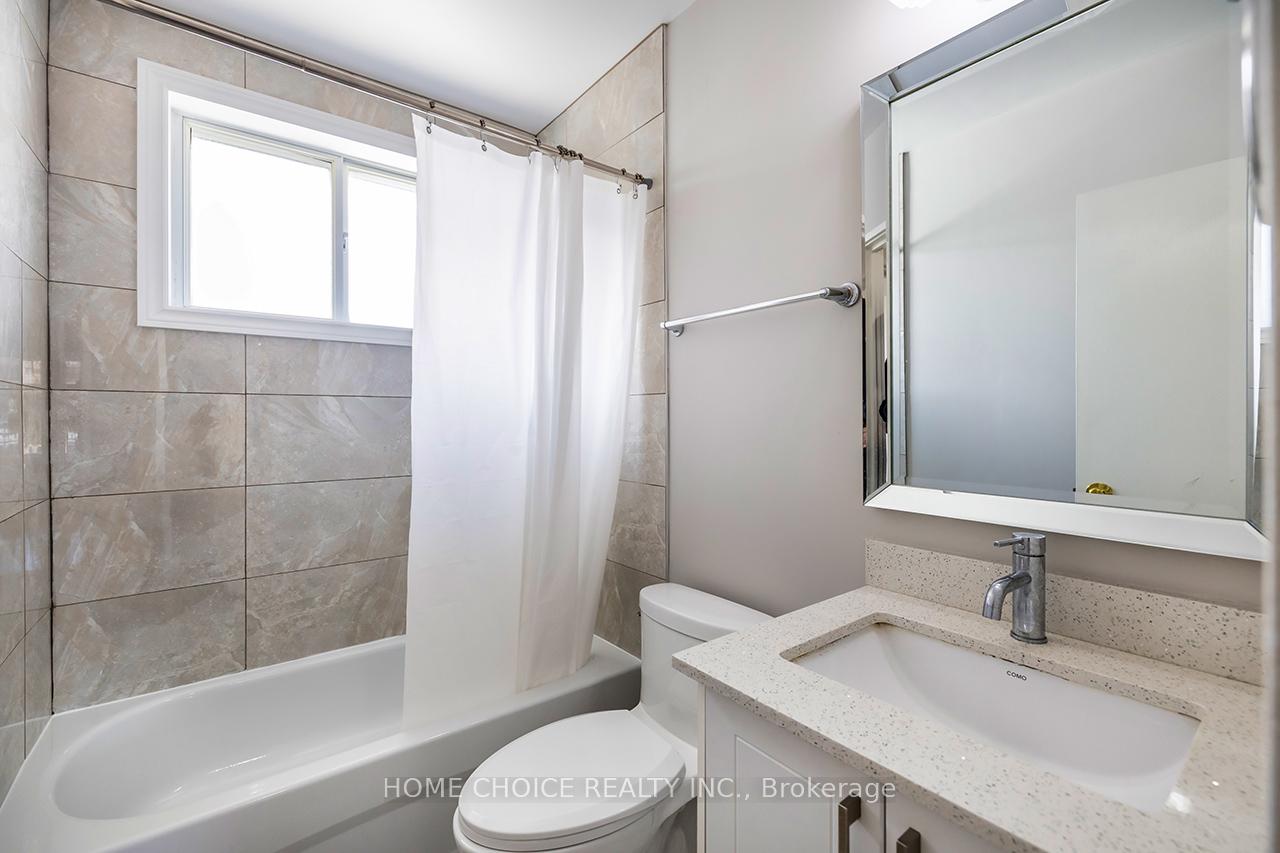 Photo 19 of 1010 Centre Street N, Whitby, Williamsburg — HOMEH