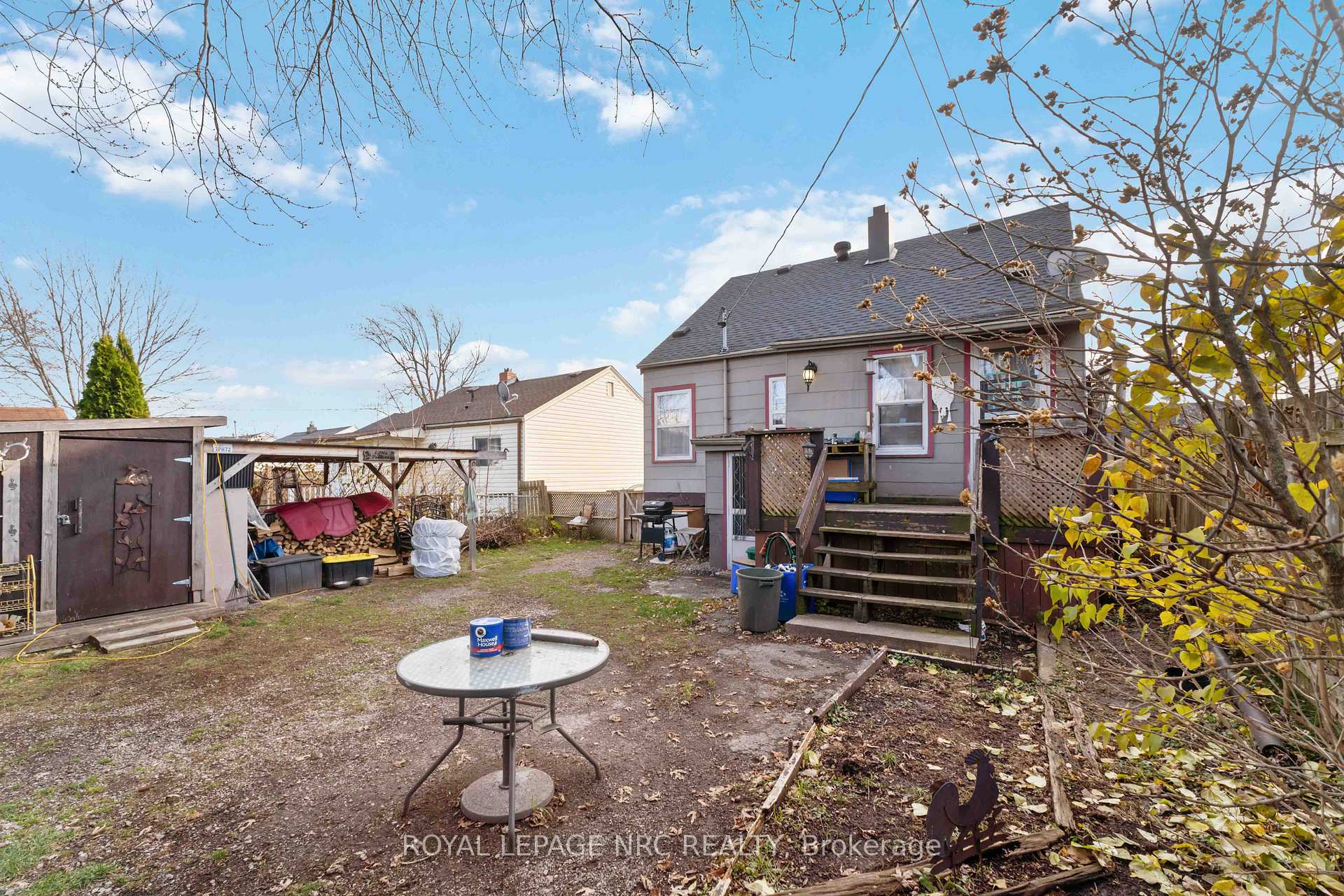 Photo 3 of 386 Gatfield Avenue, Welland, Lincoln/Crowland — HOMEH