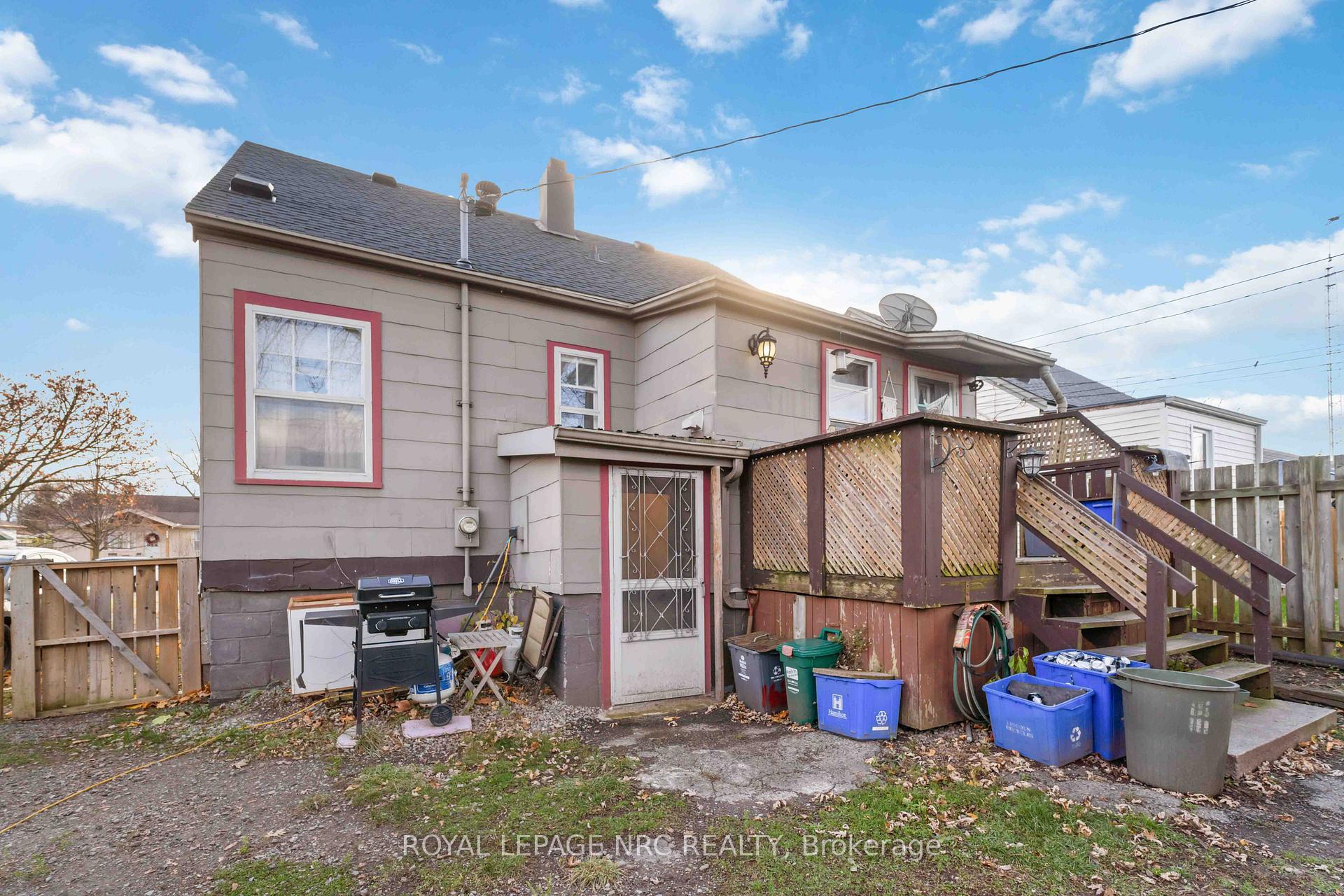 Photo 4 of 386 Gatfield Avenue, Welland, Lincoln/Crowland — HOMEH