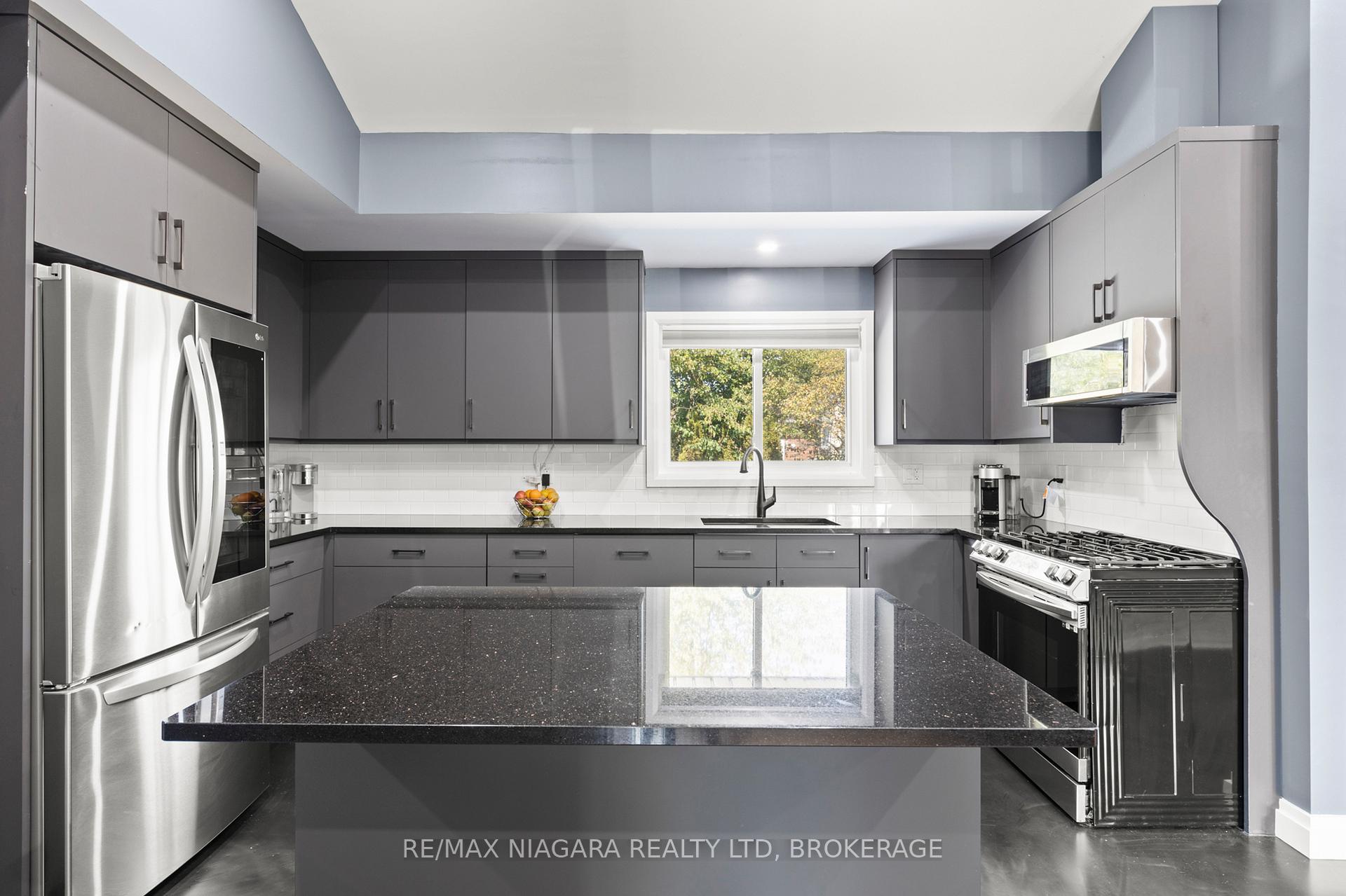 Photo 17 of 32 Ridgewood Drive, Welland, Prince Charles — HOMEH