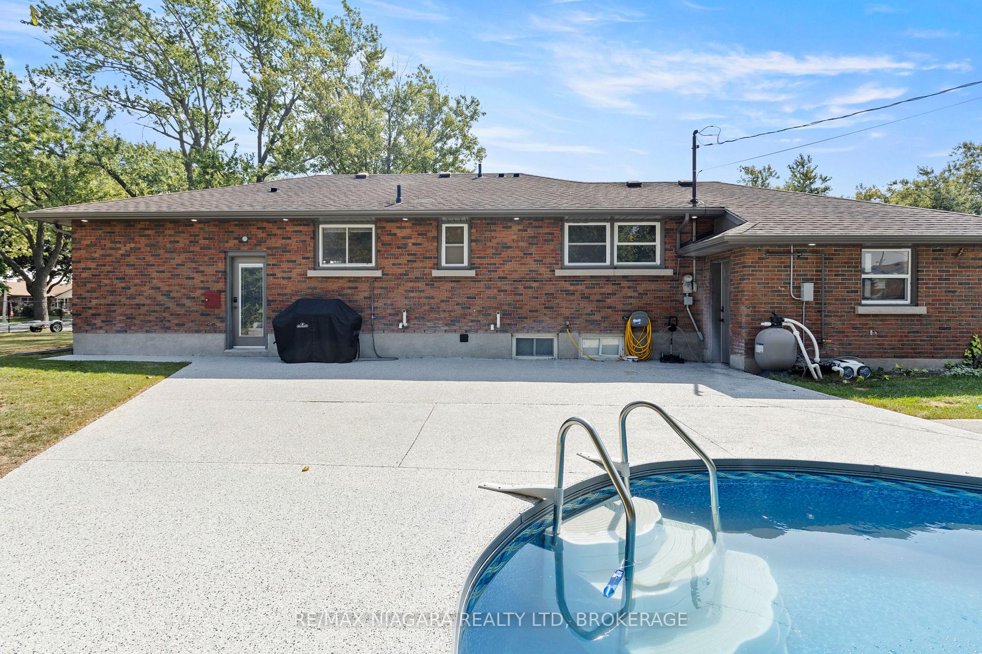 Photo 34 of 32 Ridgewood Drive, Welland, Prince Charles — HOMEH