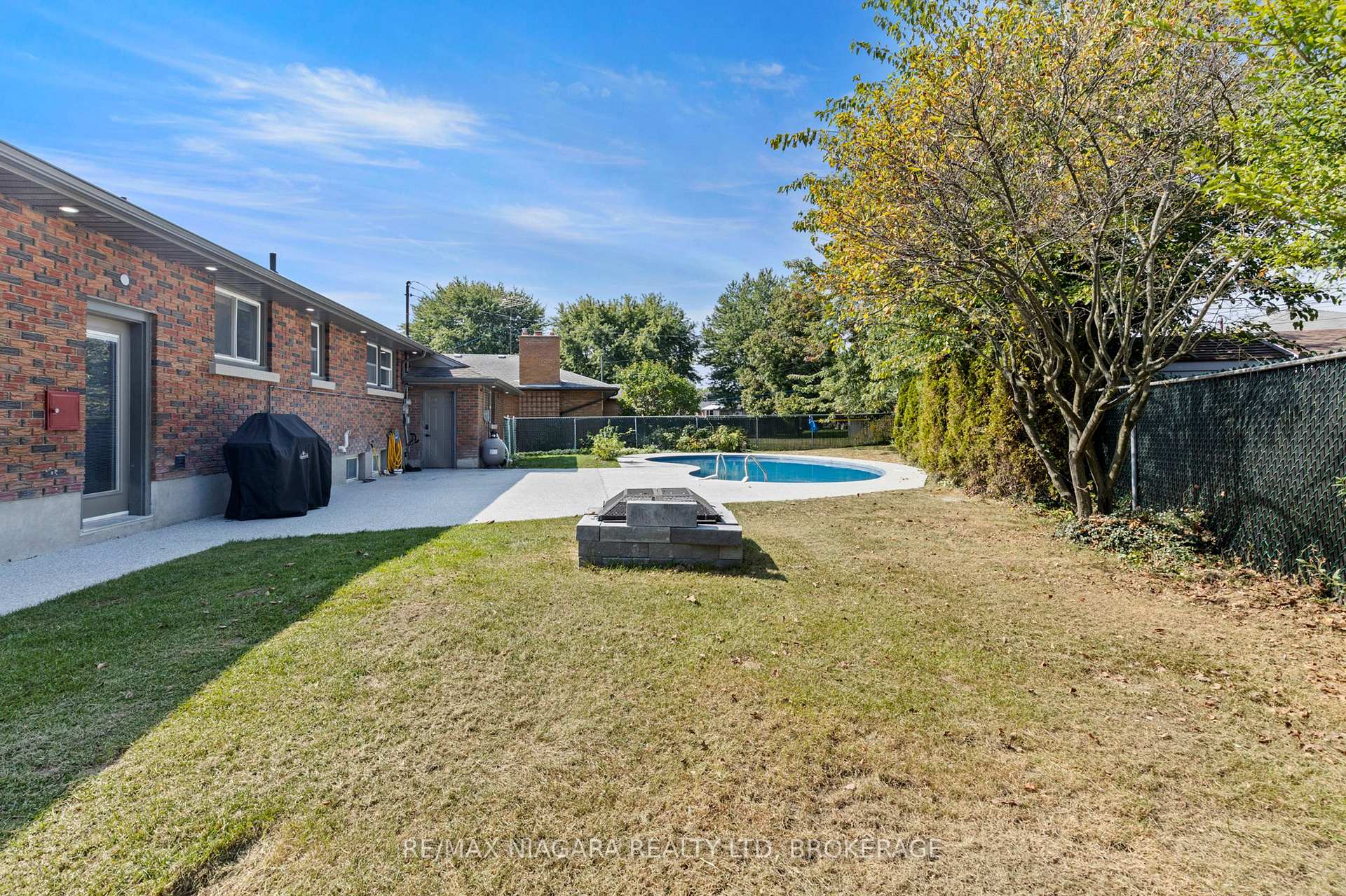 Photo 39 of 32 Ridgewood Drive, Welland, Prince Charles — HOMEH