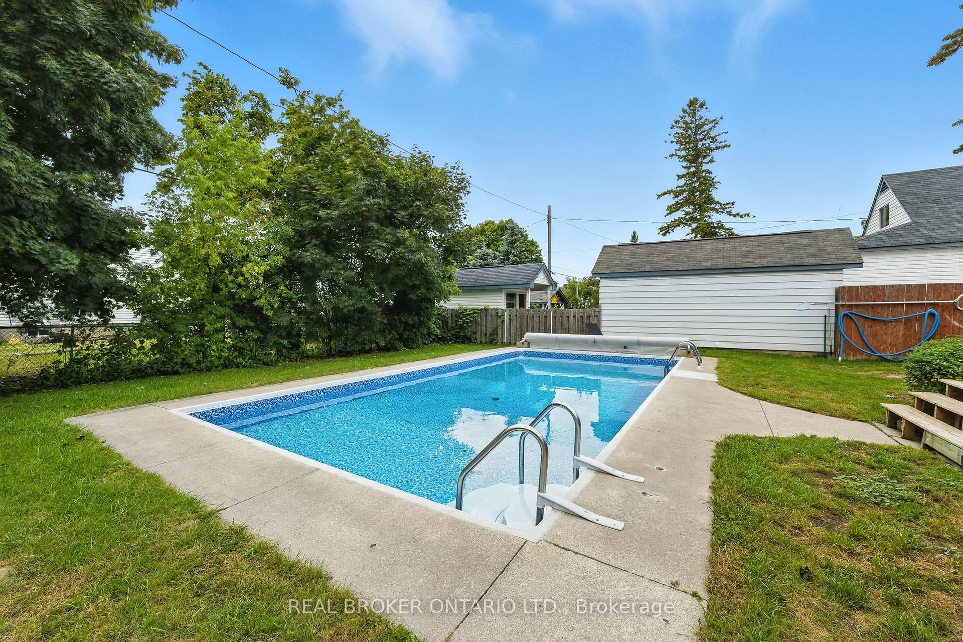 Photo 11 of 459 Rose Avenue, Peterborough, Otonabee Ward 1 — HOMEH