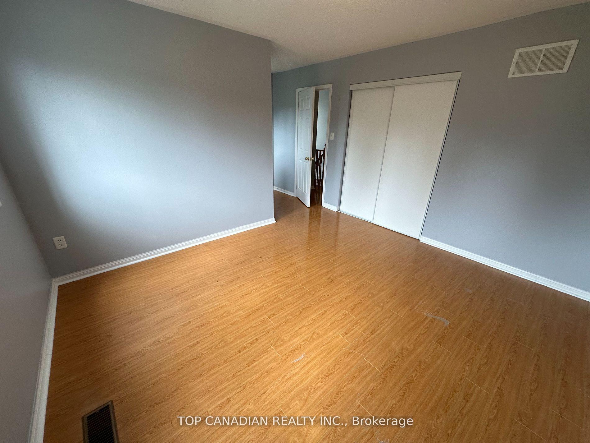 Photo 13 of 178 Glovers Road, Oshawa, Samac — HOMEH