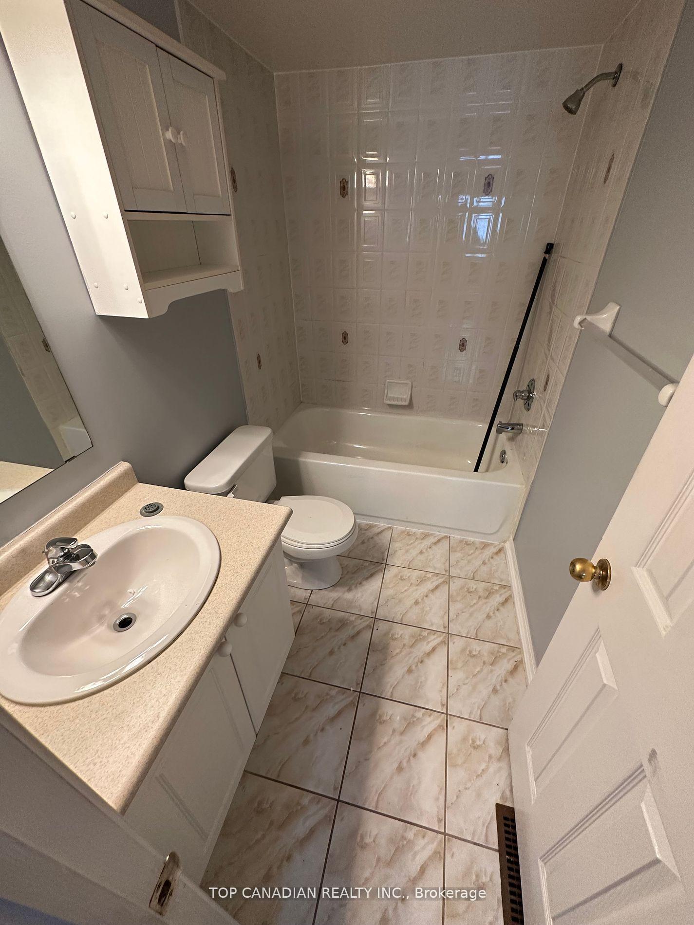 Photo 16 of 178 Glovers Road, Oshawa, Samac — HOMEH