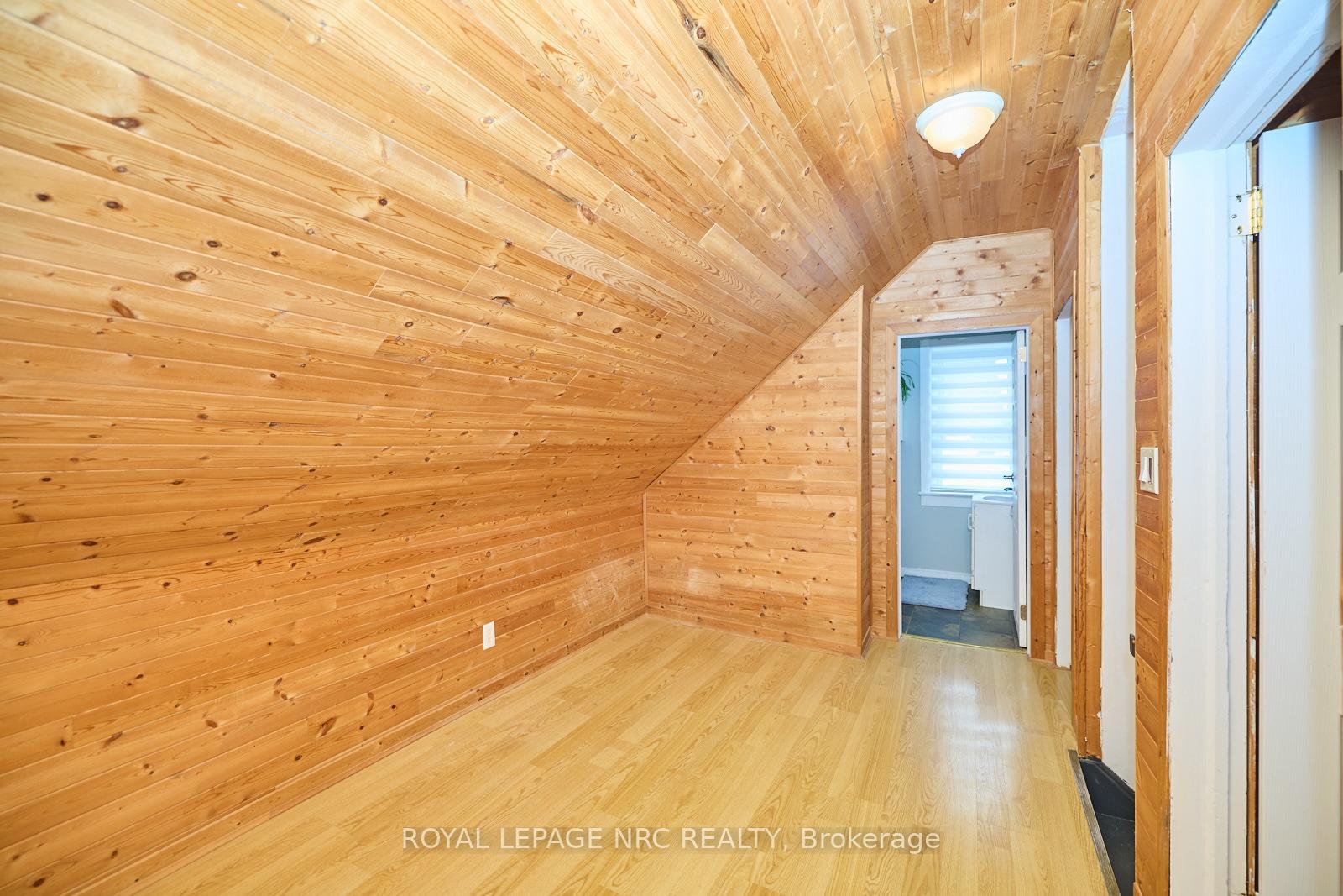 Photo 20 of 86 McAlpine Avenue S, Welland, Lincoln/Crowland — HOMEH