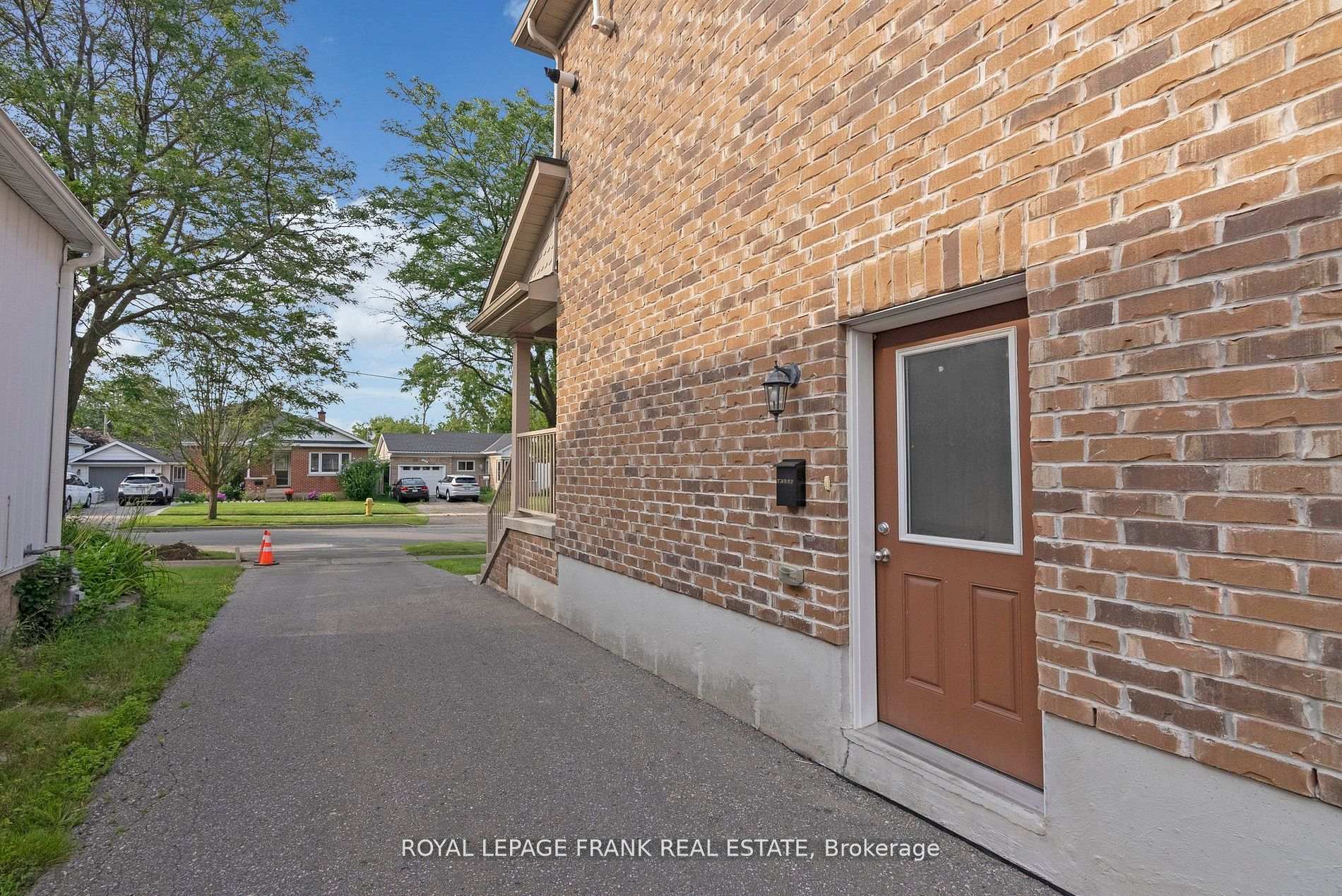 Photo 15 of 159 Tresane Street, Oshawa, Vanier — HOMEH