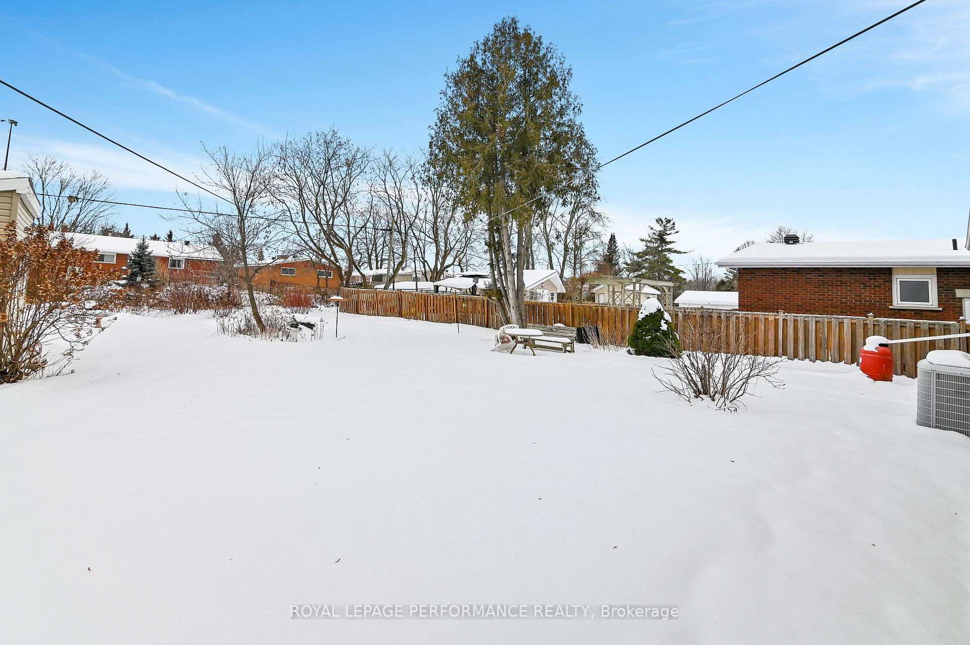 Photo 21 of 882 Balsam Drive, Ottawa, Chatelaine Village — HOMEH