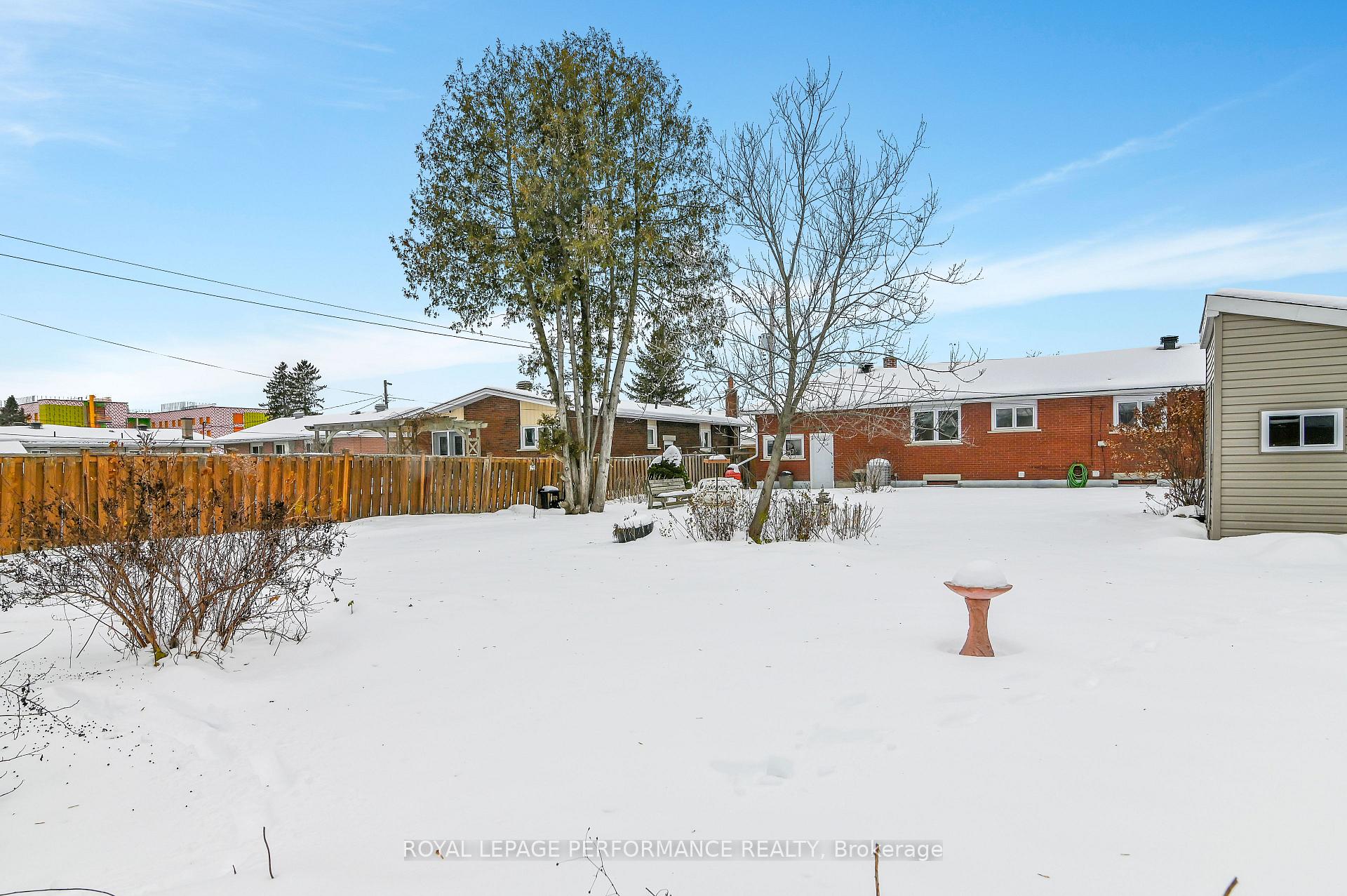 Photo 22 of 882 Balsam Drive, Ottawa, Chatelaine Village — HOMEH