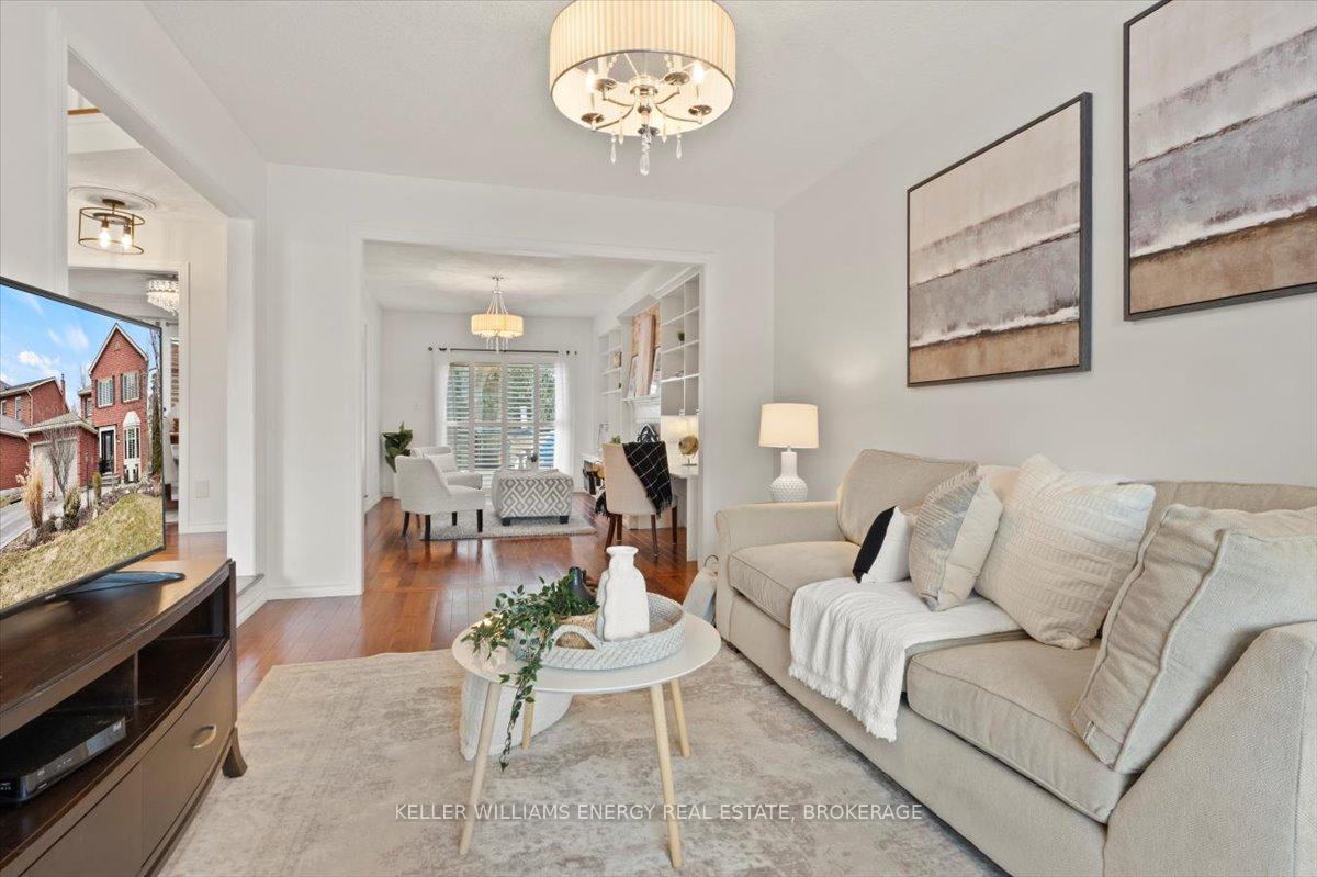 Photo 5 of 24 Inglenook Court, Whitby, Pringle Creek — HOMEH