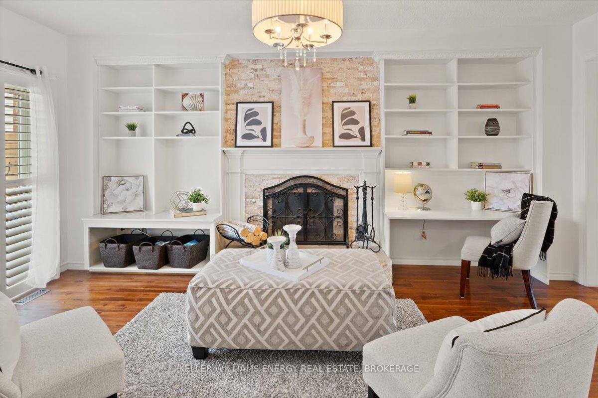 Photo 8 of 24 Inglenook Court, Whitby, Pringle Creek — HOMEH