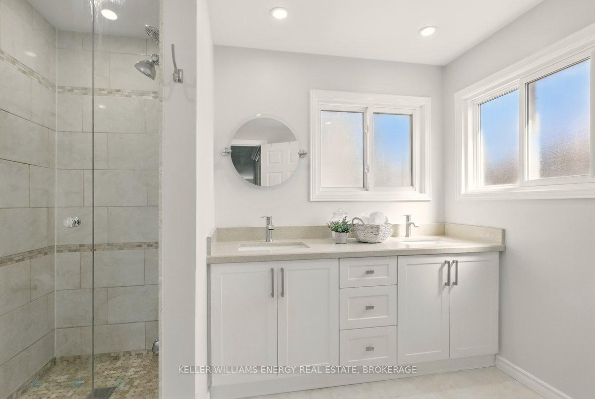 Photo 26 of 24 Inglenook Court, Whitby, Pringle Creek — HOMEH