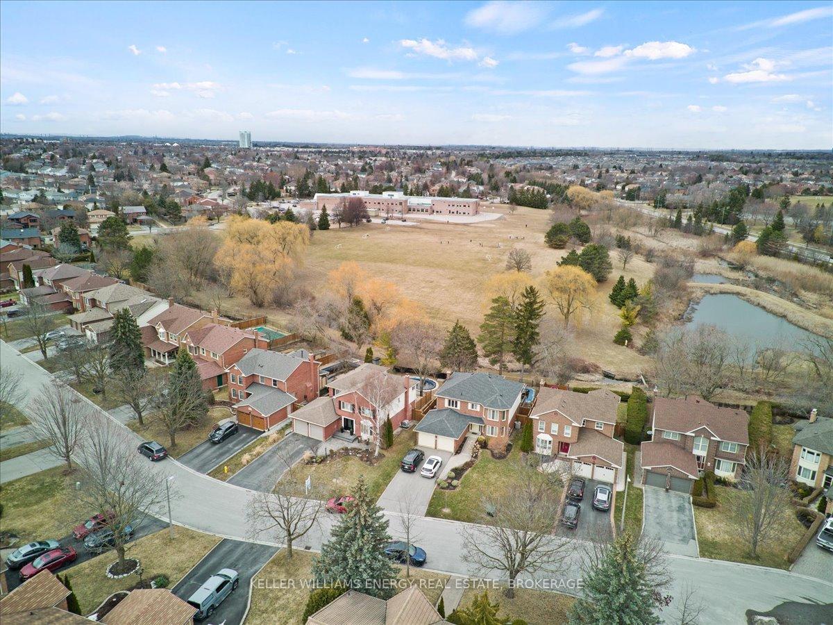 Photo 36 of 24 Inglenook Court, Whitby, Pringle Creek — HOMEH