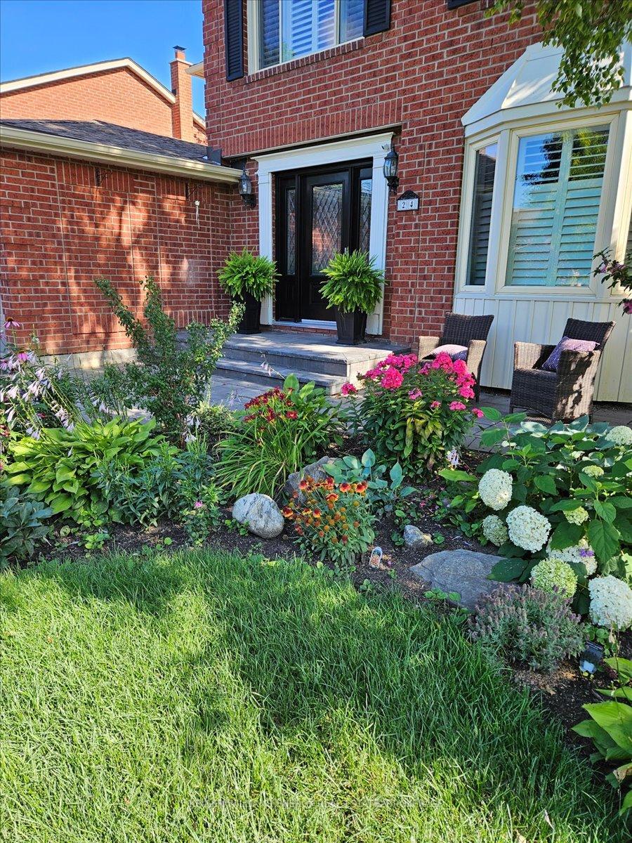 Photo 38 of 24 Inglenook Court, Whitby, Pringle Creek — HOMEH