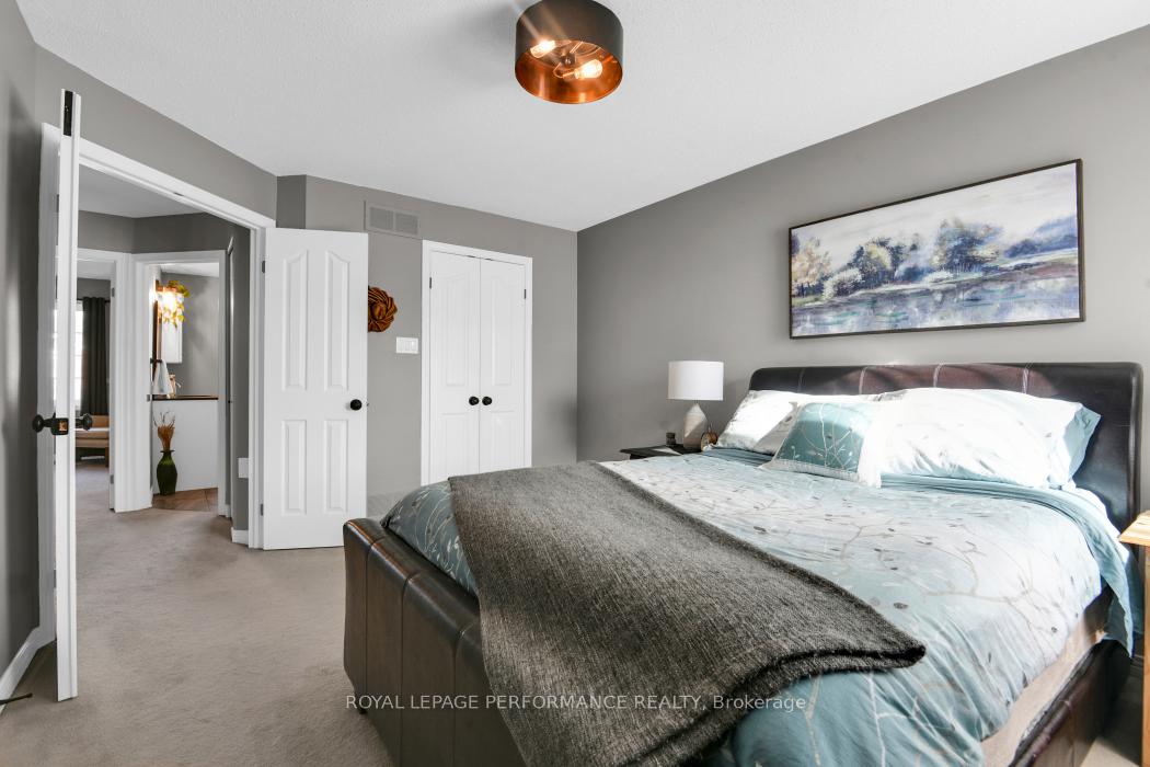 Photo 19 of 948 Markwick Crescent, Ottawa, Notting Hill/Summerside — HOMEH