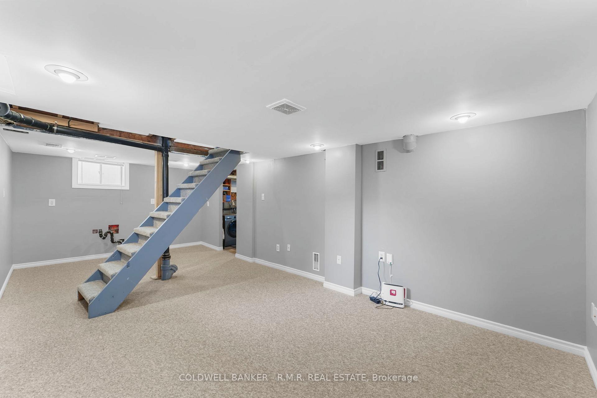 Photo 18 of 485 Wolsely Street, Peterborough, Northcrest Ward 5 — HOMEH