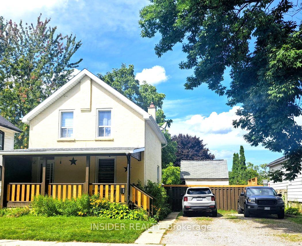 Front of 658 Brown Street