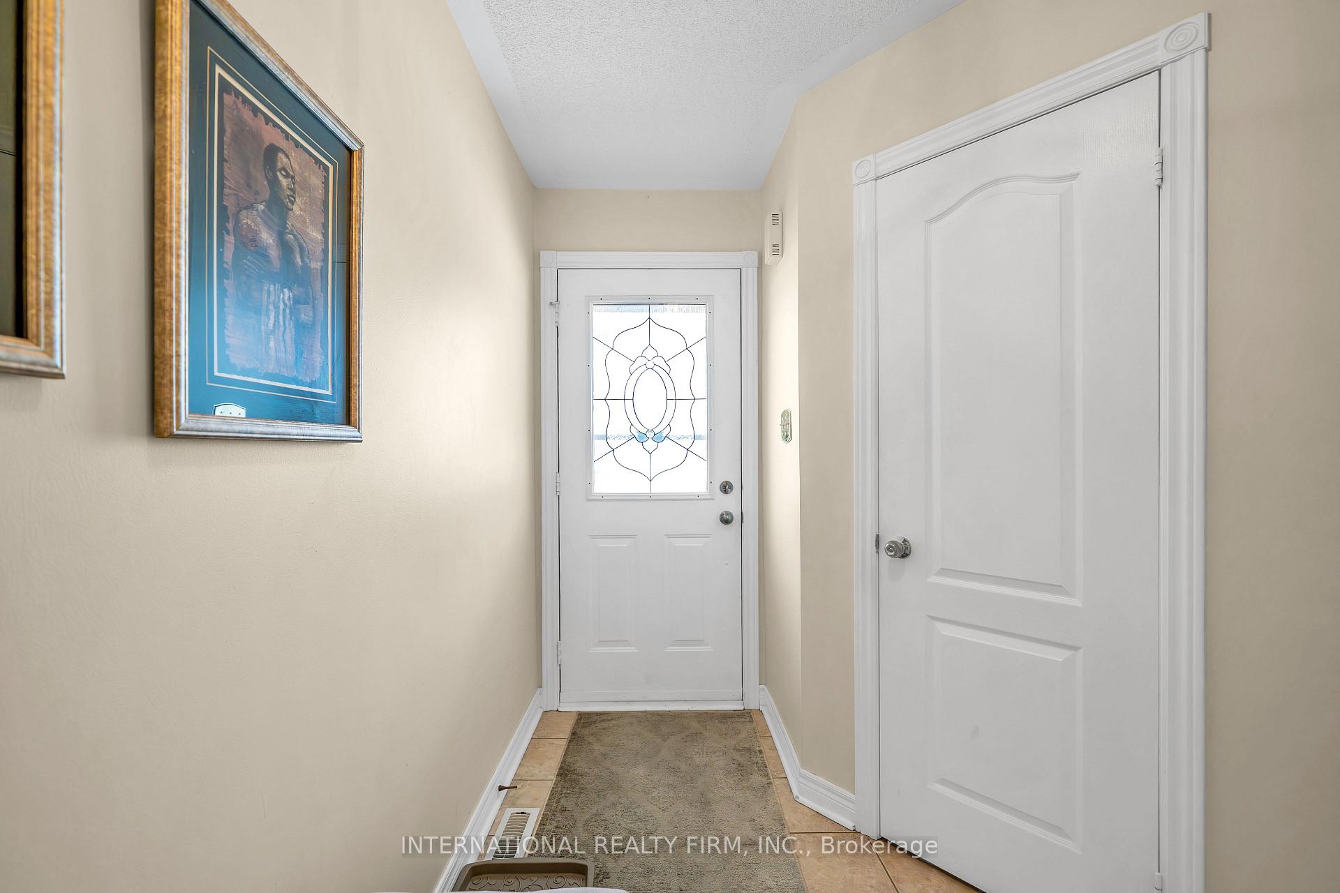 Photo 5 of 45 Oglevie Drive, Whitby, Pringle Creek — HOMEH