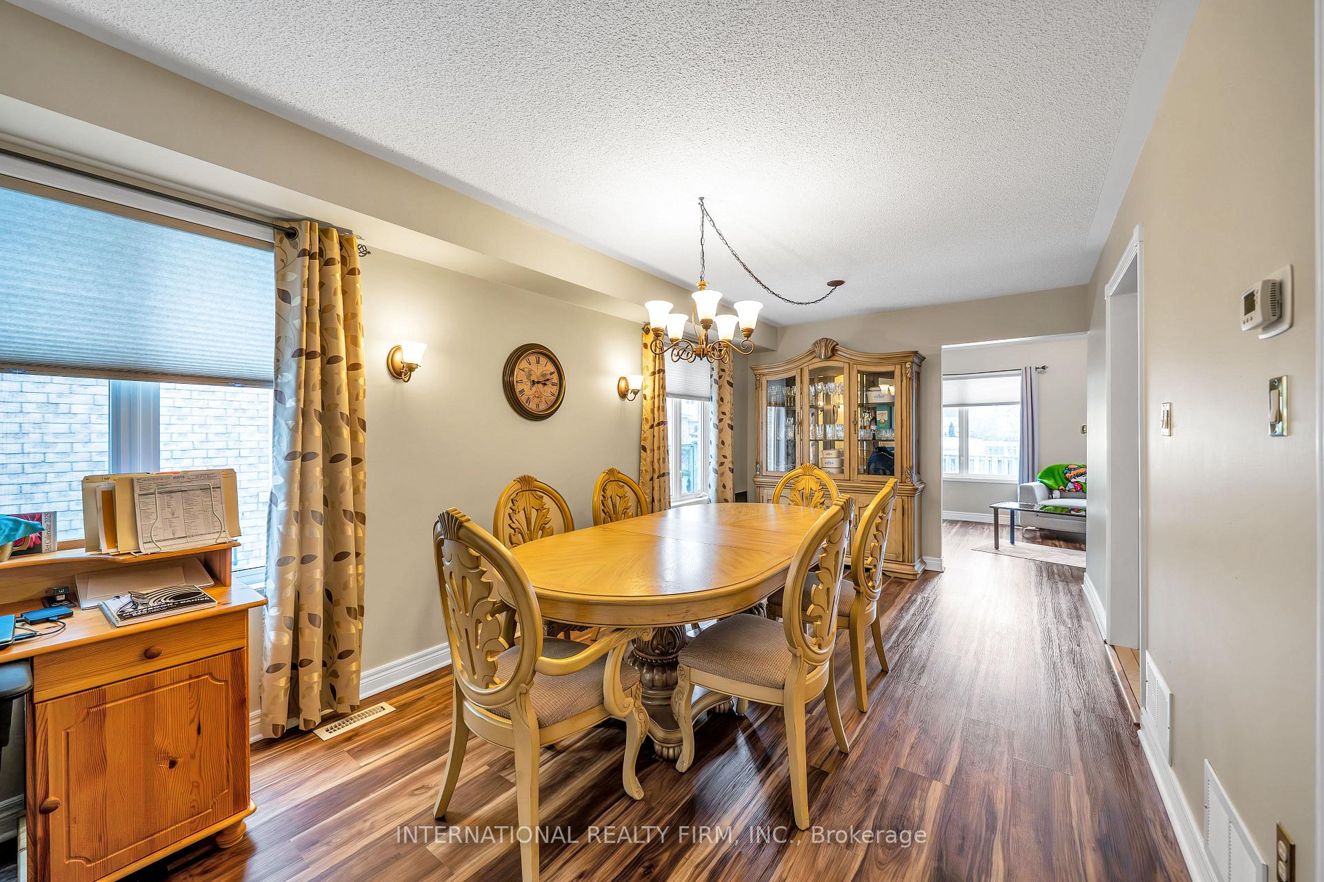 Photo 9 of 45 Oglevie Drive, Whitby, Pringle Creek — HOMEH
