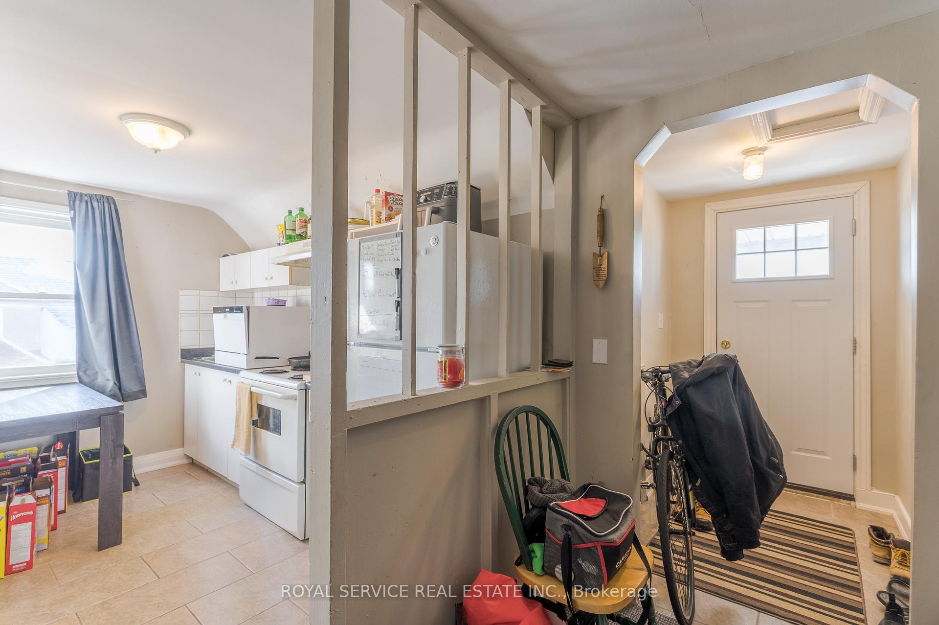 Photo 16 of 1402 Simcoe Street S, Oshawa, Lakeview — HOMEH