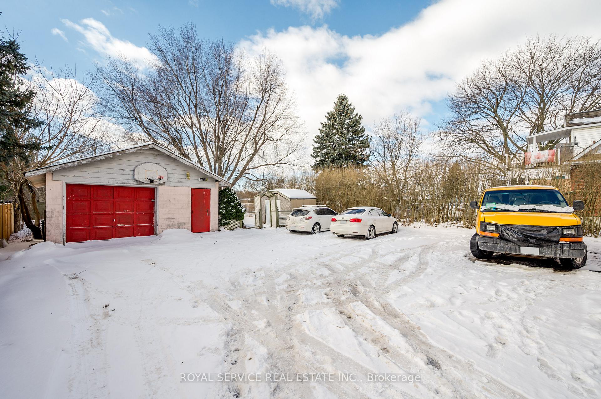 Photo 26 of 1402 Simcoe Street S, Oshawa, Lakeview — HOMEH