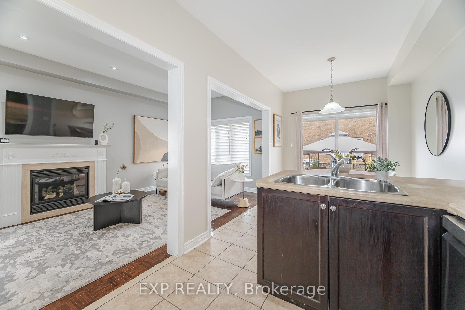 Photo 14 of 245 Worthview Drive, Vaughan, West Woodbridge — HOMEH