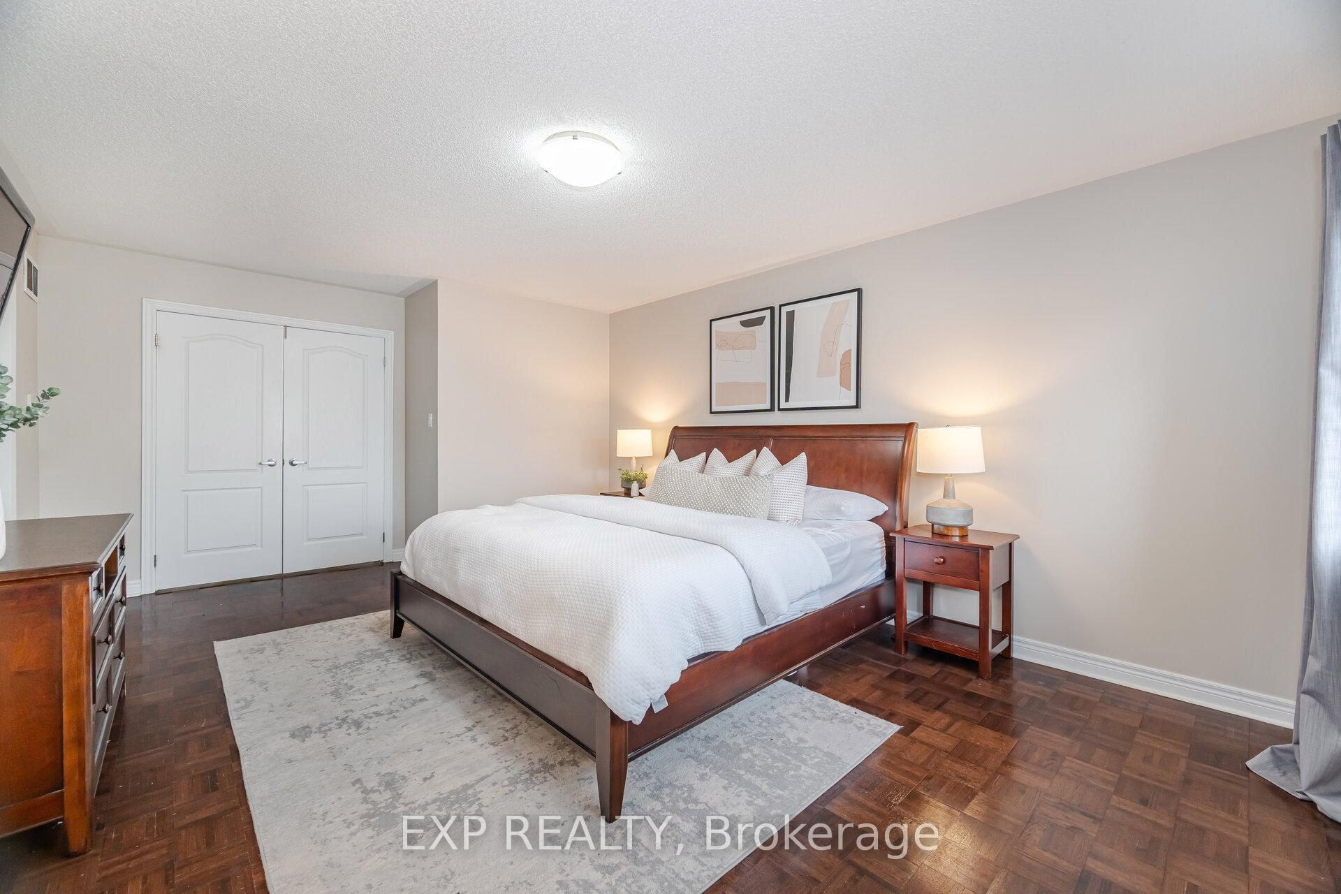 Photo 22 of 245 Worthview Drive, Vaughan, West Woodbridge — HOMEH