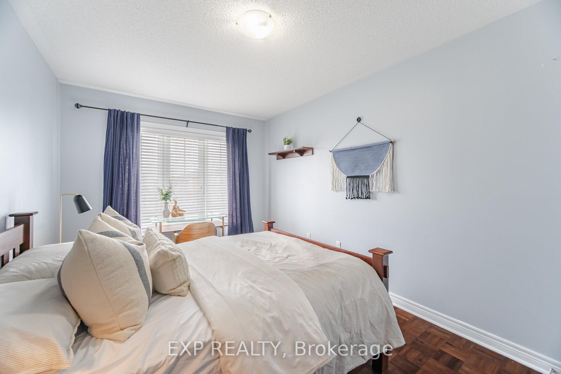 Photo 28 of 245 Worthview Drive, Vaughan, West Woodbridge — HOMEH