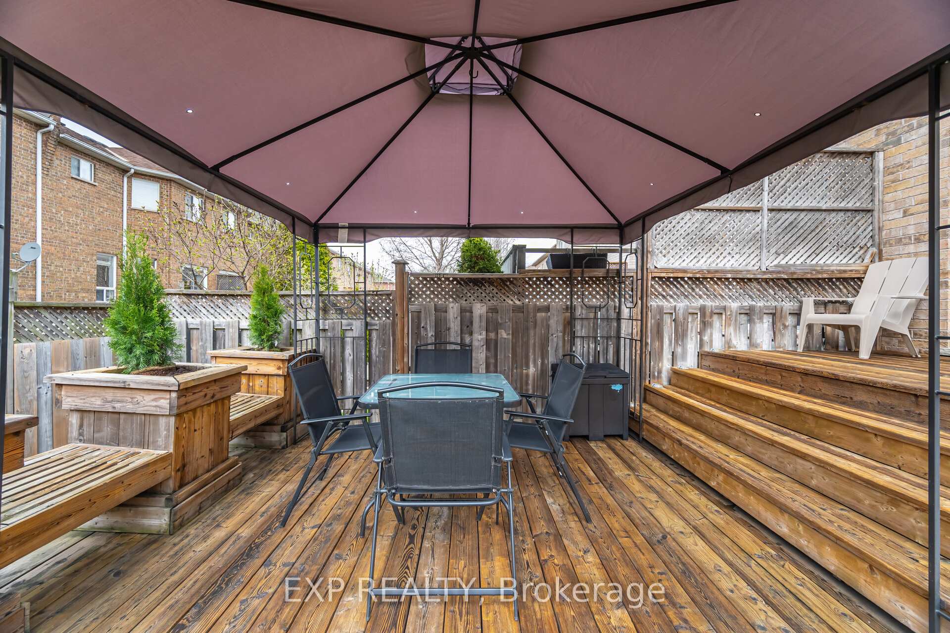 Photo 42 of 245 Worthview Drive, Vaughan, West Woodbridge — HOMEH