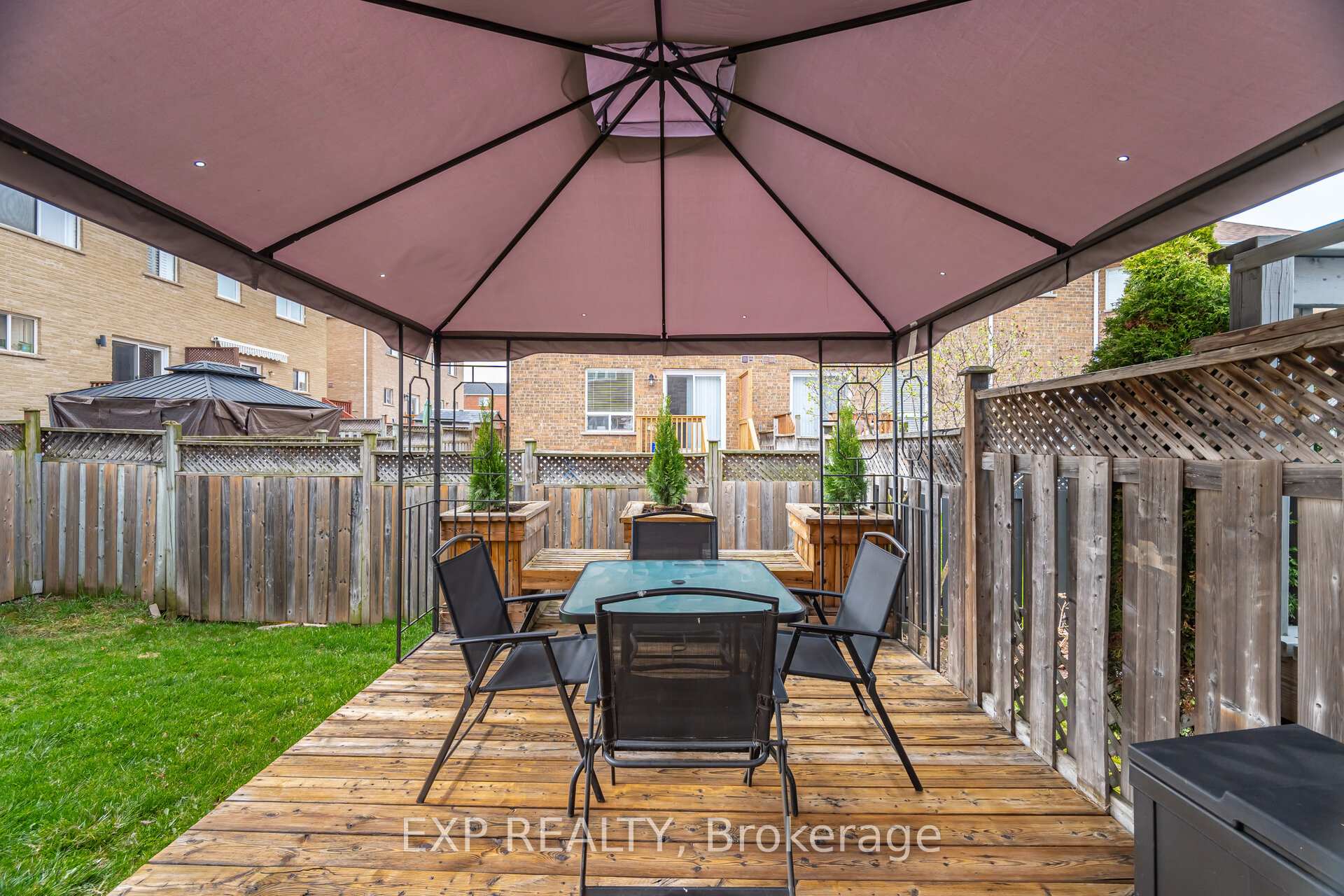 Photo 43 of 245 Worthview Drive, Vaughan, West Woodbridge — HOMEH