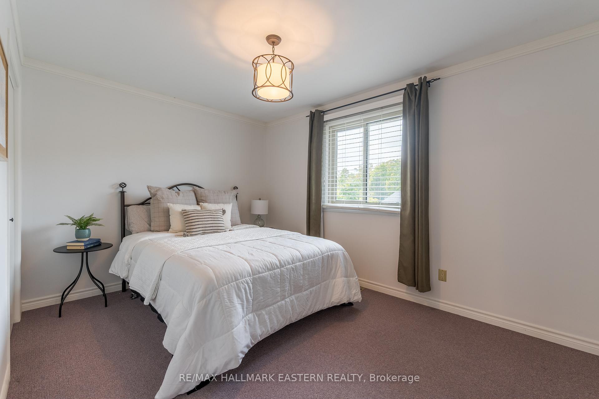 Photo 6 of 2196 Lorraine Drive, Peterborough, Northcrest Ward 5 — HOMEH