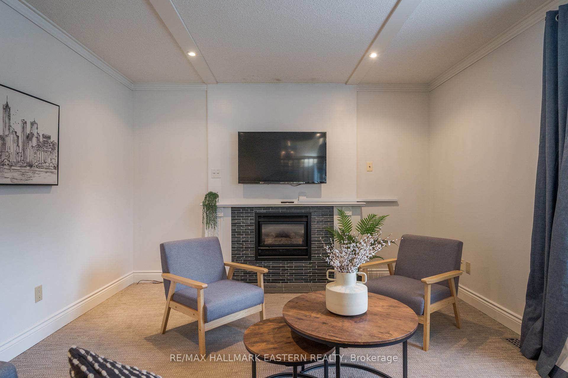 Photo 17 of 2196 Lorraine Drive, Peterborough, Northcrest Ward 5 — HOMEH