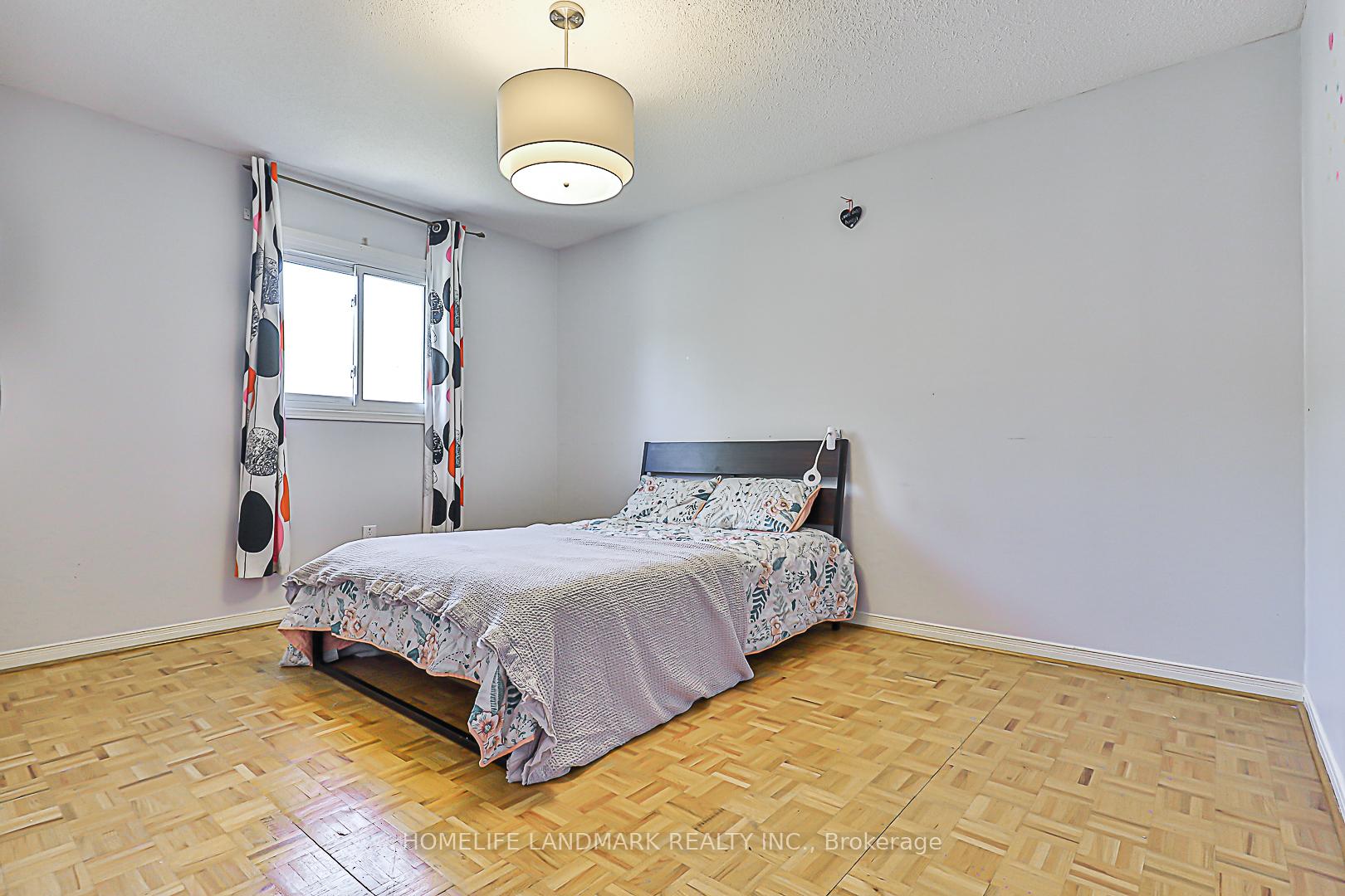 Photo 22 of 116 Cromwell Road, Vaughan, Maple — HOMEH