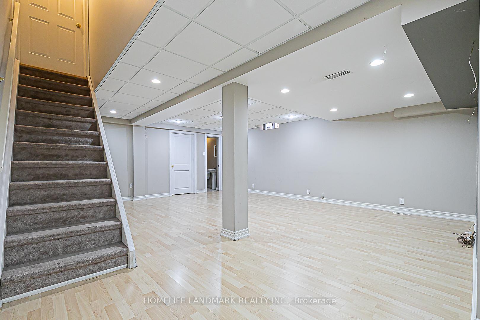 Photo 24 of 116 Cromwell Road, Vaughan, Maple — HOMEH