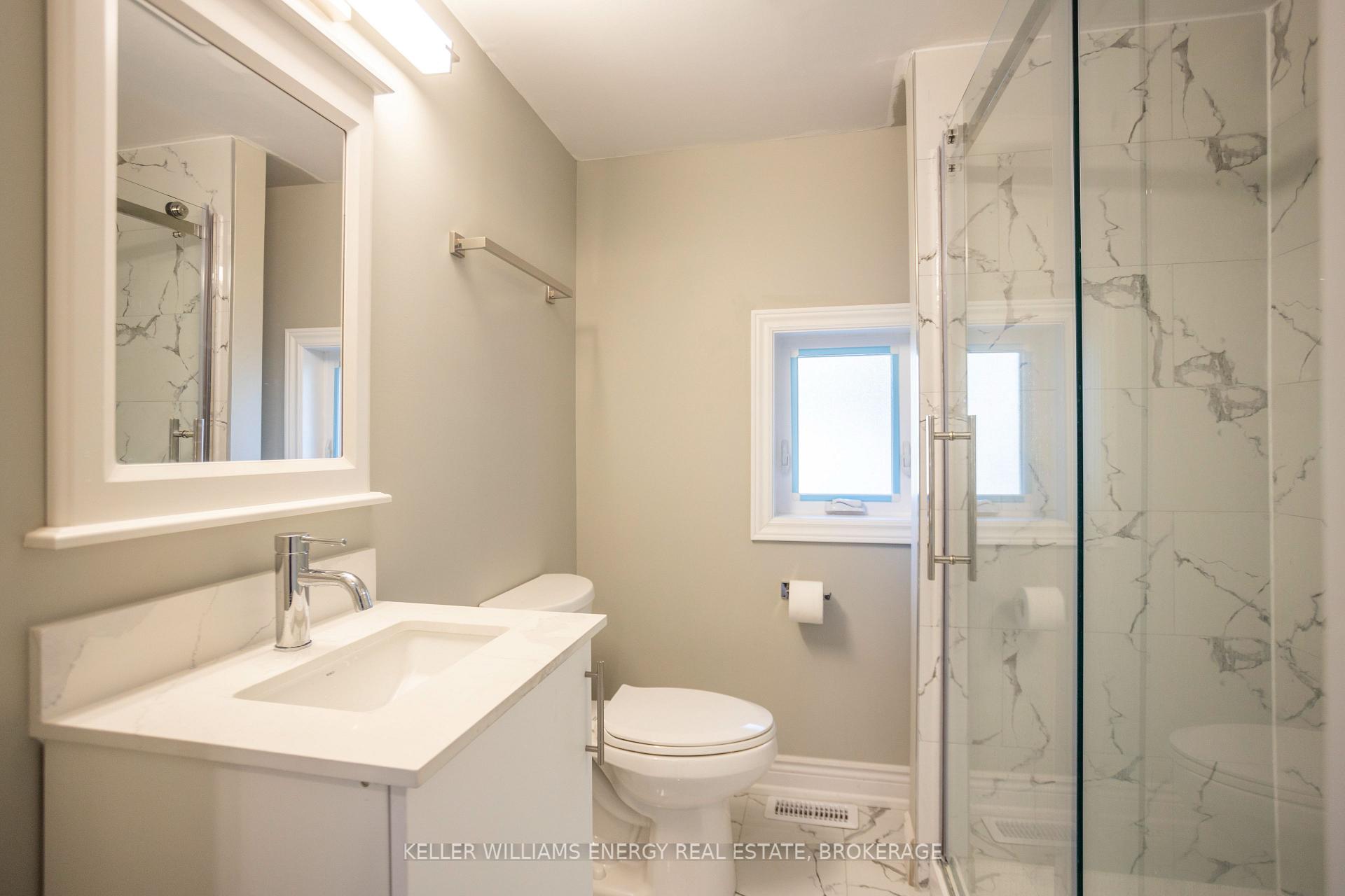 Photo 8 of 104 Brock Street E, Oshawa, O'Neill — HOMEH