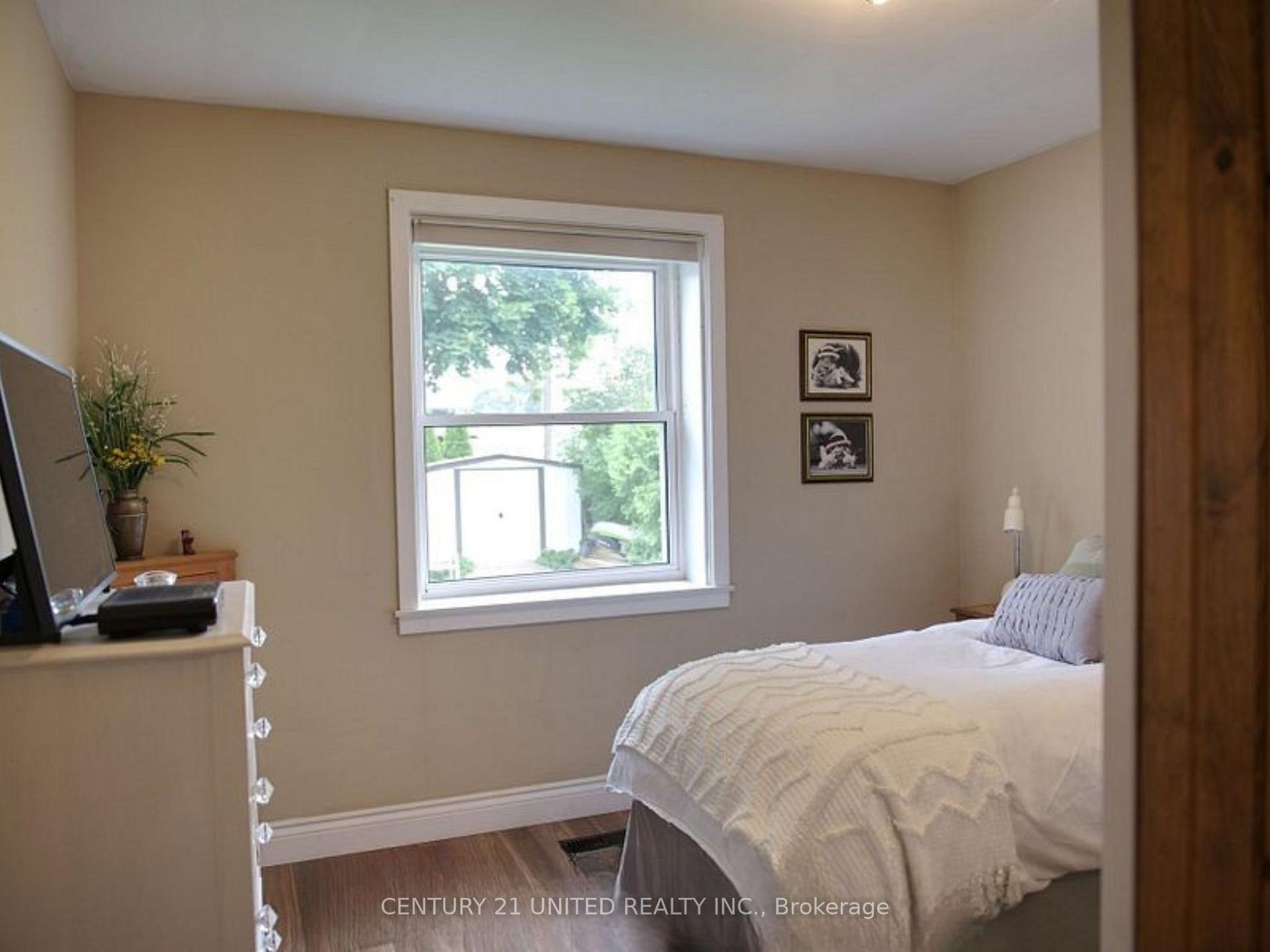Photo 13 of 460 Hamilton Street, Peterborough, Otonabee Ward 1 — HOMEH