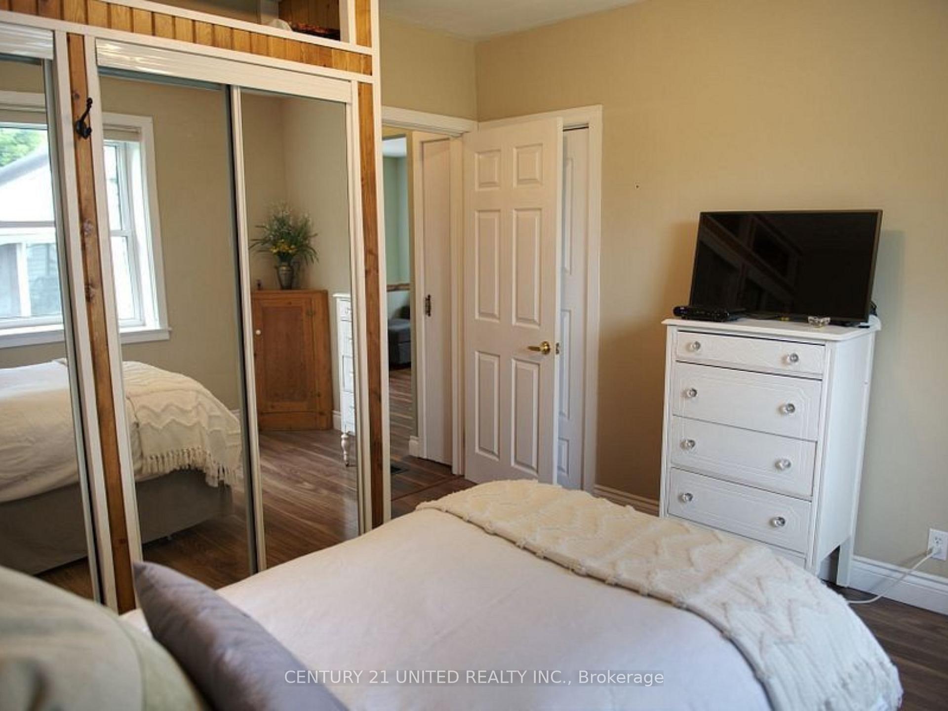 Photo 14 of 460 Hamilton Street, Peterborough, Otonabee Ward 1 — HOMEH