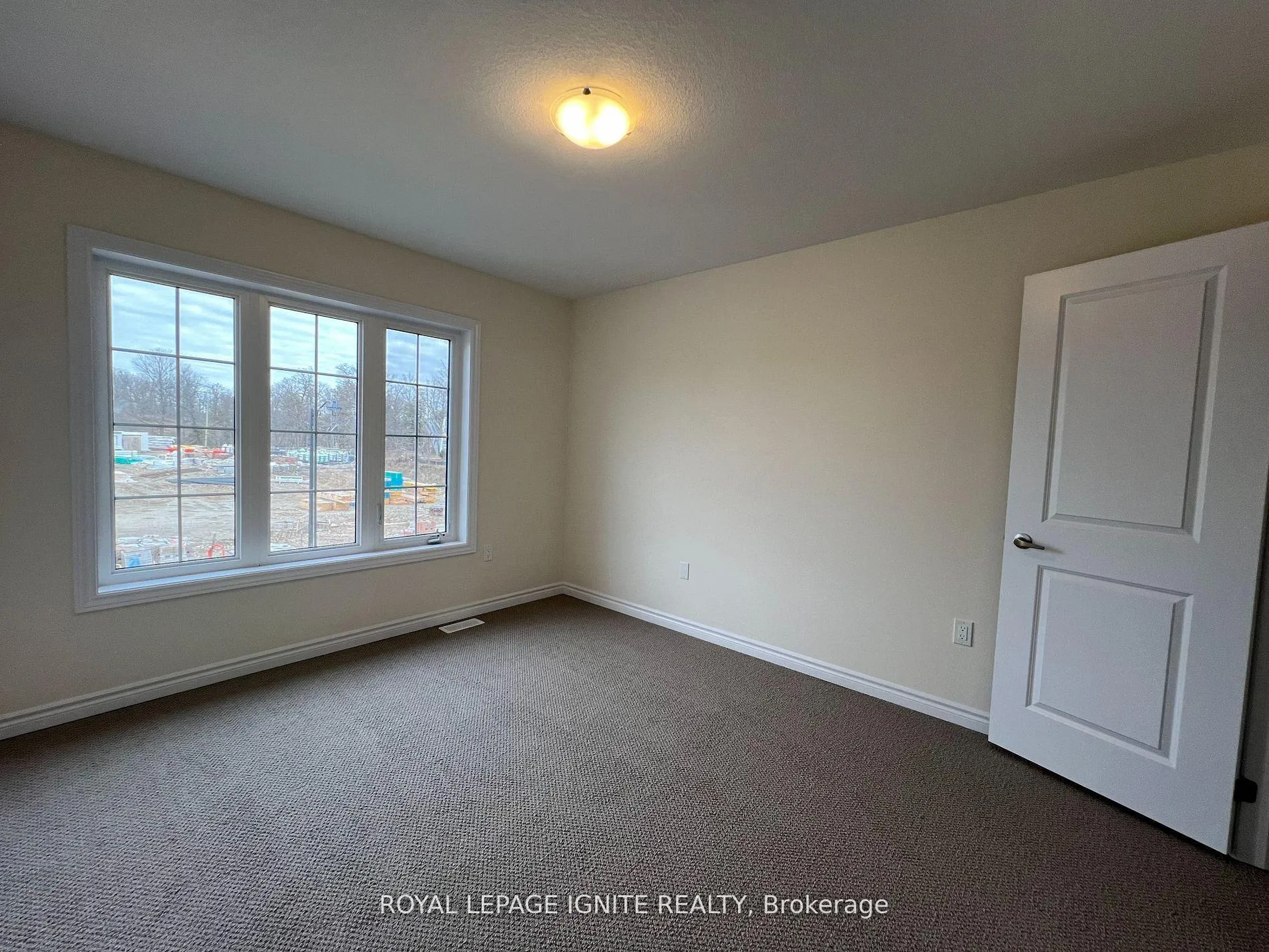 Photo 14 of 84 Gilham Way, Brant, Paris — HOMEH