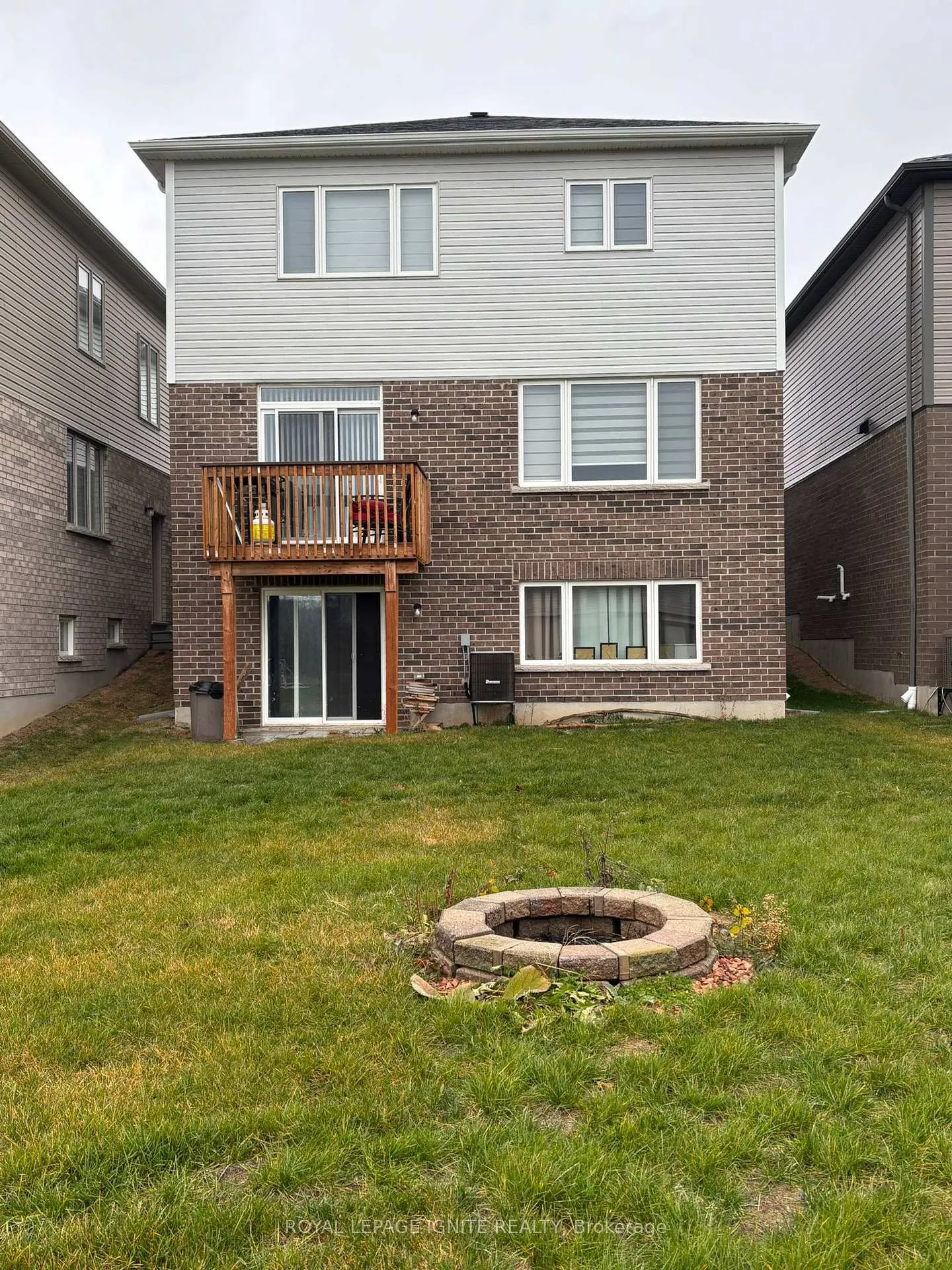 Photo 18 of 84 Gilham Way, Brant, Paris — HOMEH