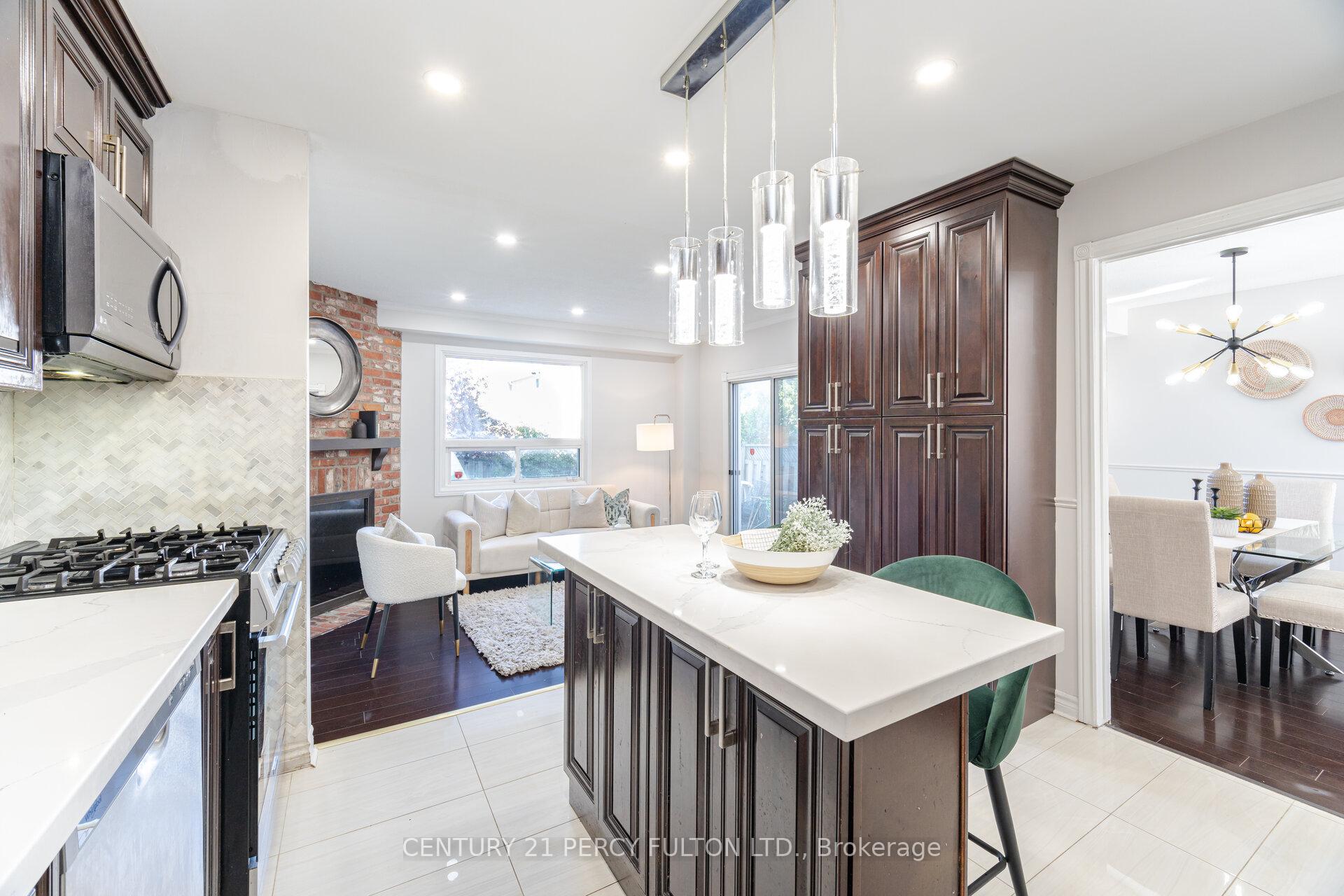 Photo 8 of 53 Barnes Drive, Ajax, Central — HOMEH