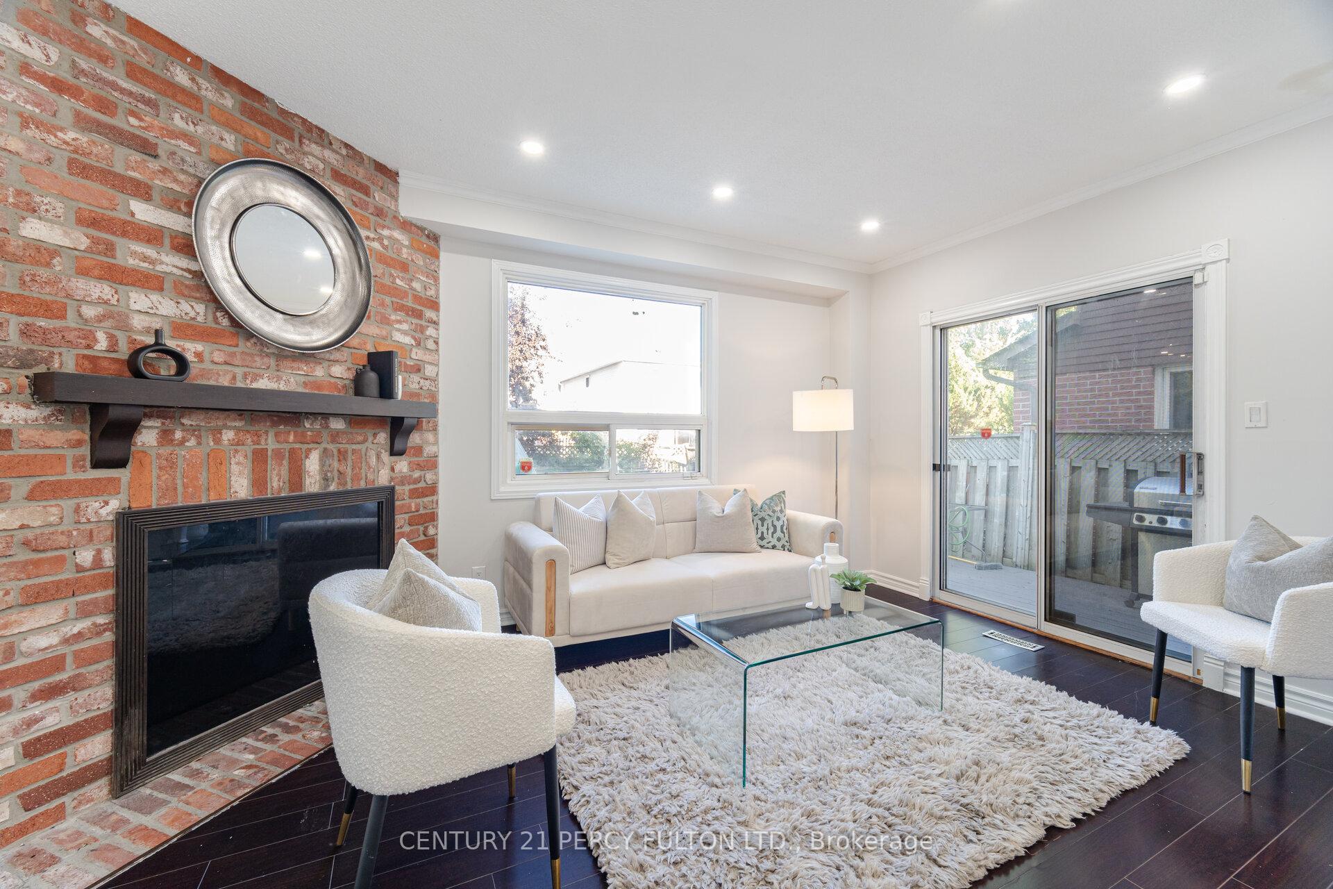 Photo 10 of 53 Barnes Drive, Ajax, Central — HOMEH