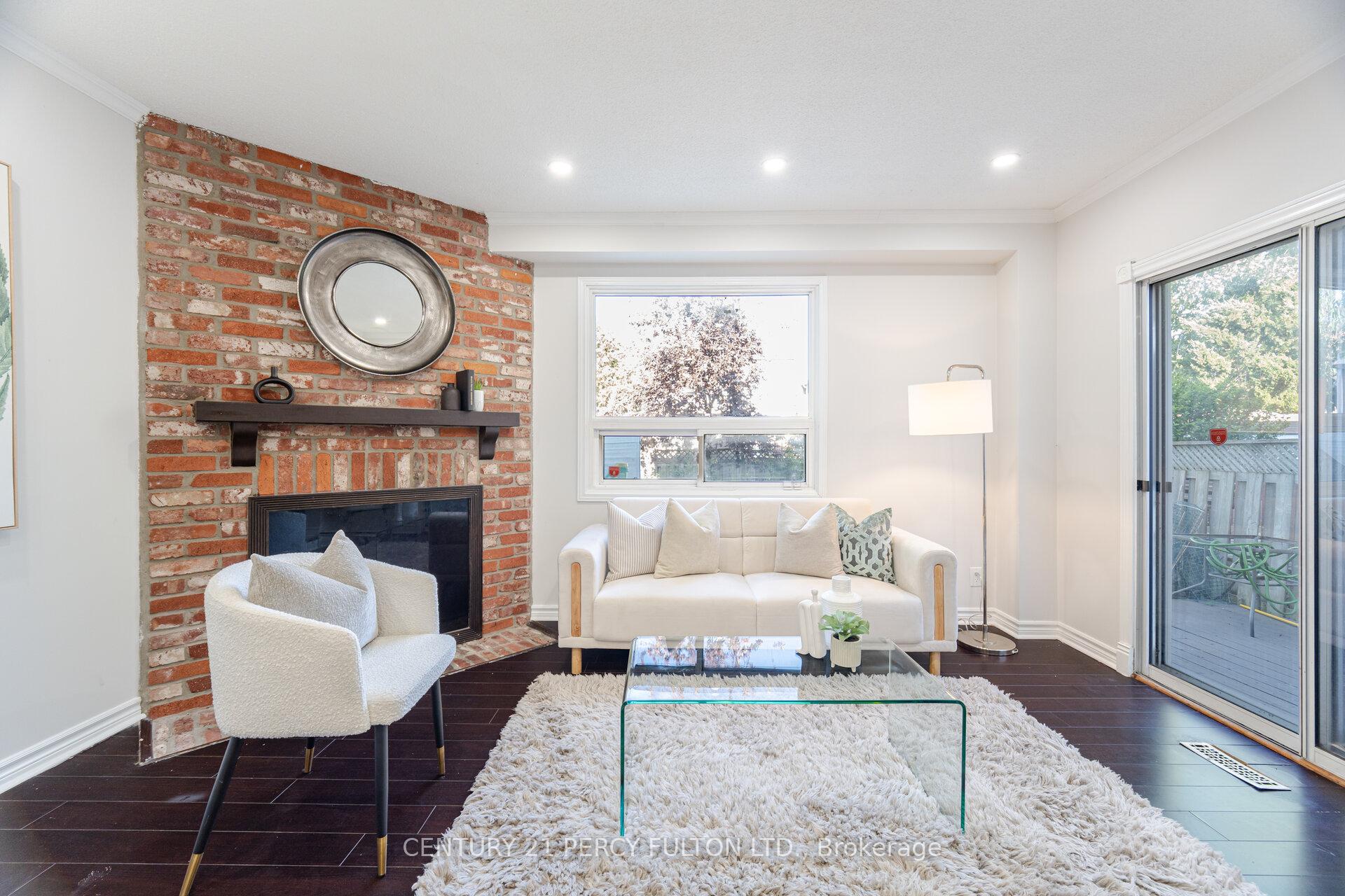 Photo 11 of 53 Barnes Drive, Ajax, Central — HOMEH