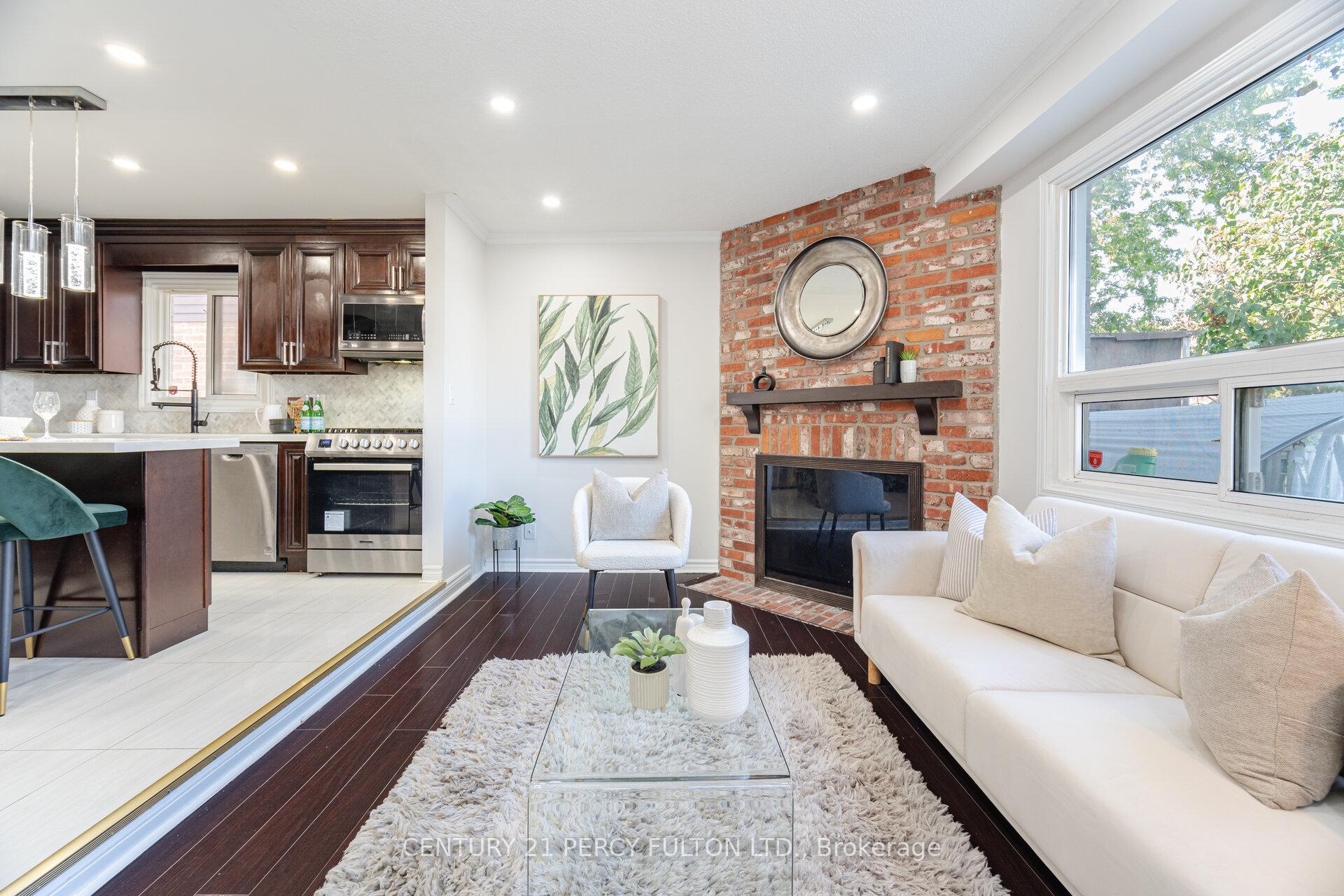 Photo 16 of 53 Barnes Drive, Ajax, Central — HOMEH