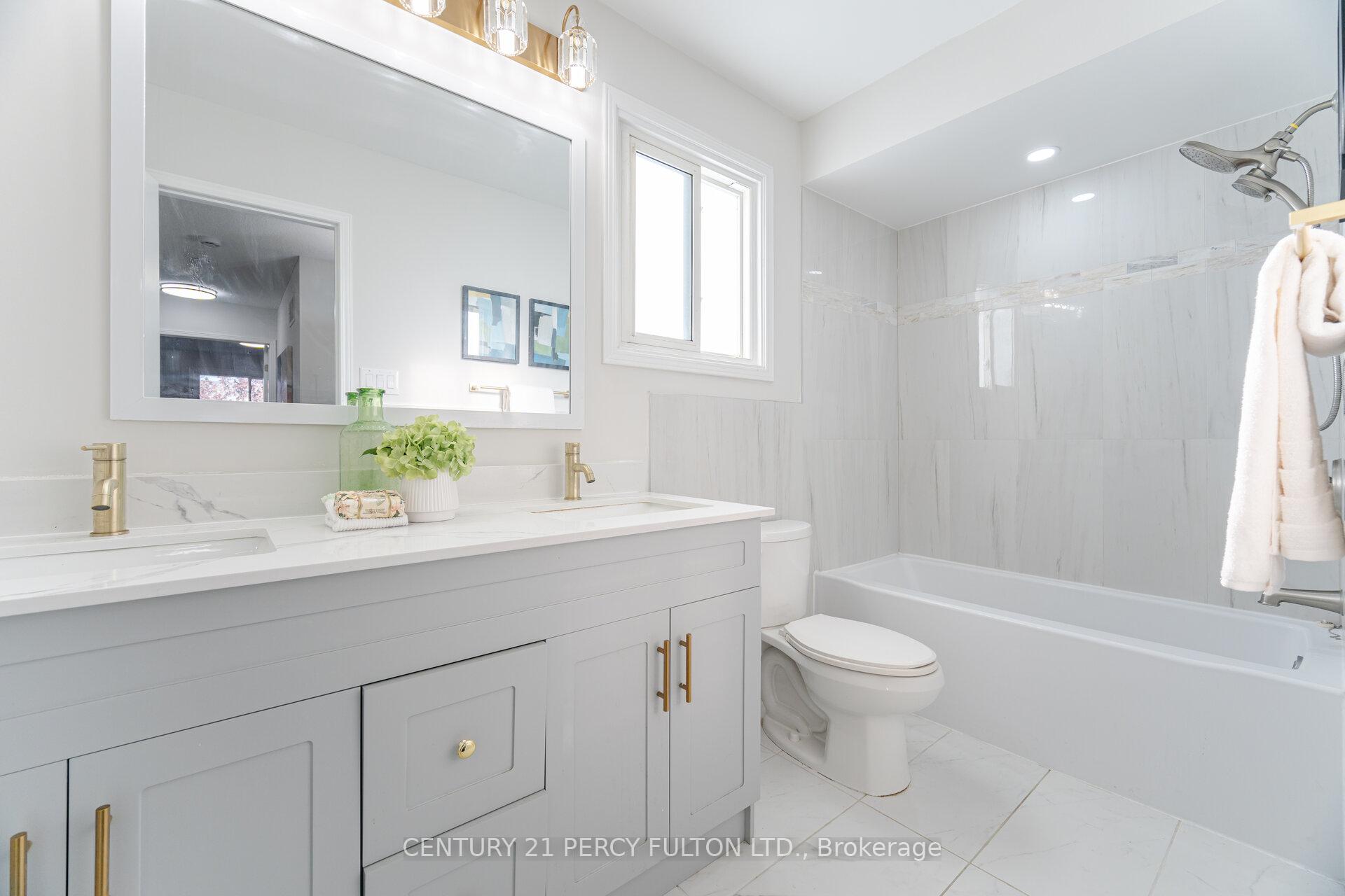 Photo 19 of 53 Barnes Drive, Ajax, Central — HOMEH