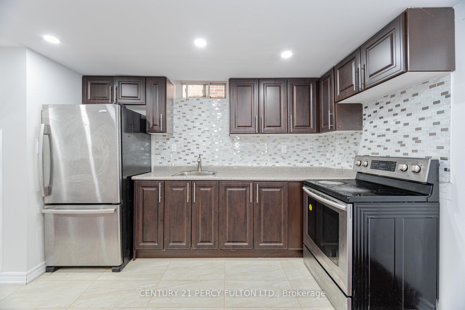 Photo 21 of 53 Barnes Drive, Ajax, Central — HOMEH