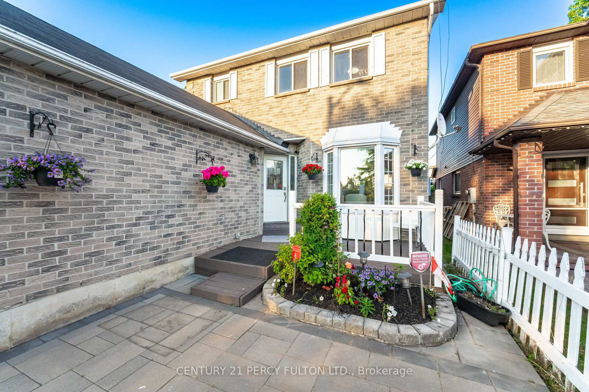 Photo 32 of 53 Barnes Drive, Ajax, Central — HOMEH