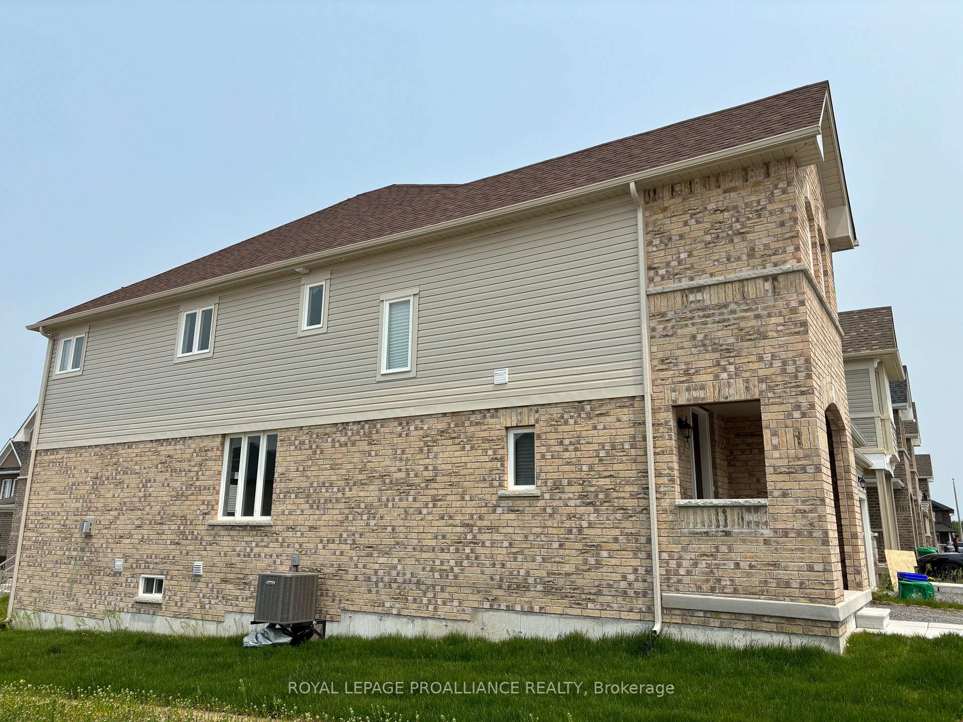 Photo 46 of 902 Bamford Terrace, Peterborough, Monaghan Ward 2 — HOMEH