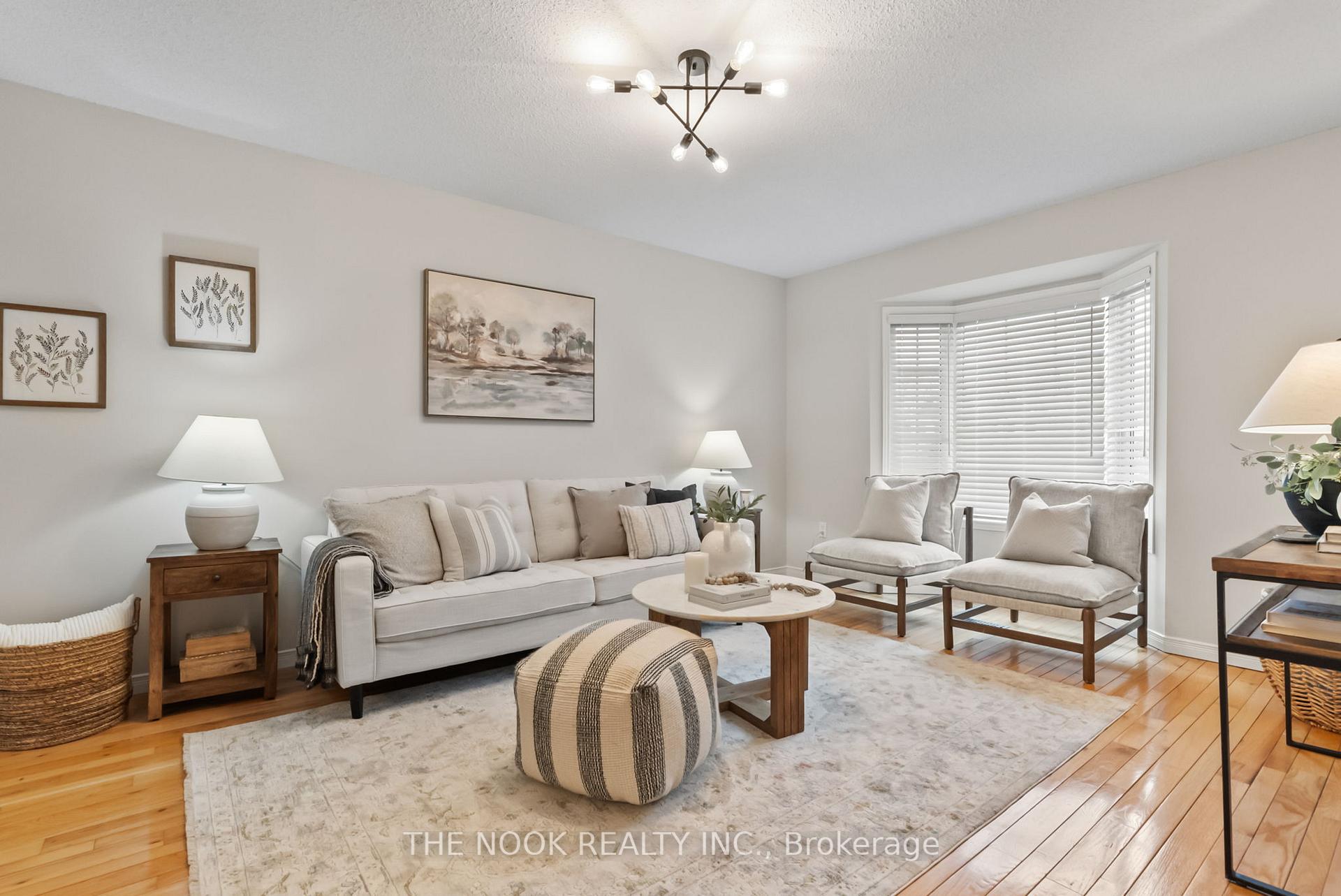 Photo 4 of 745 Grandview Street N, Oshawa, Pinecrest — HOMEH