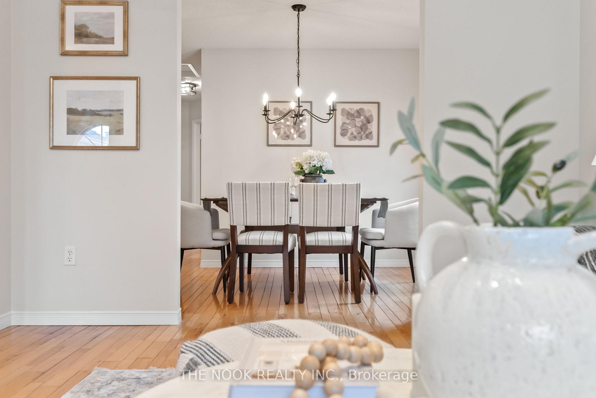 Photo 8 of 745 Grandview Street N, Oshawa, Pinecrest — HOMEH